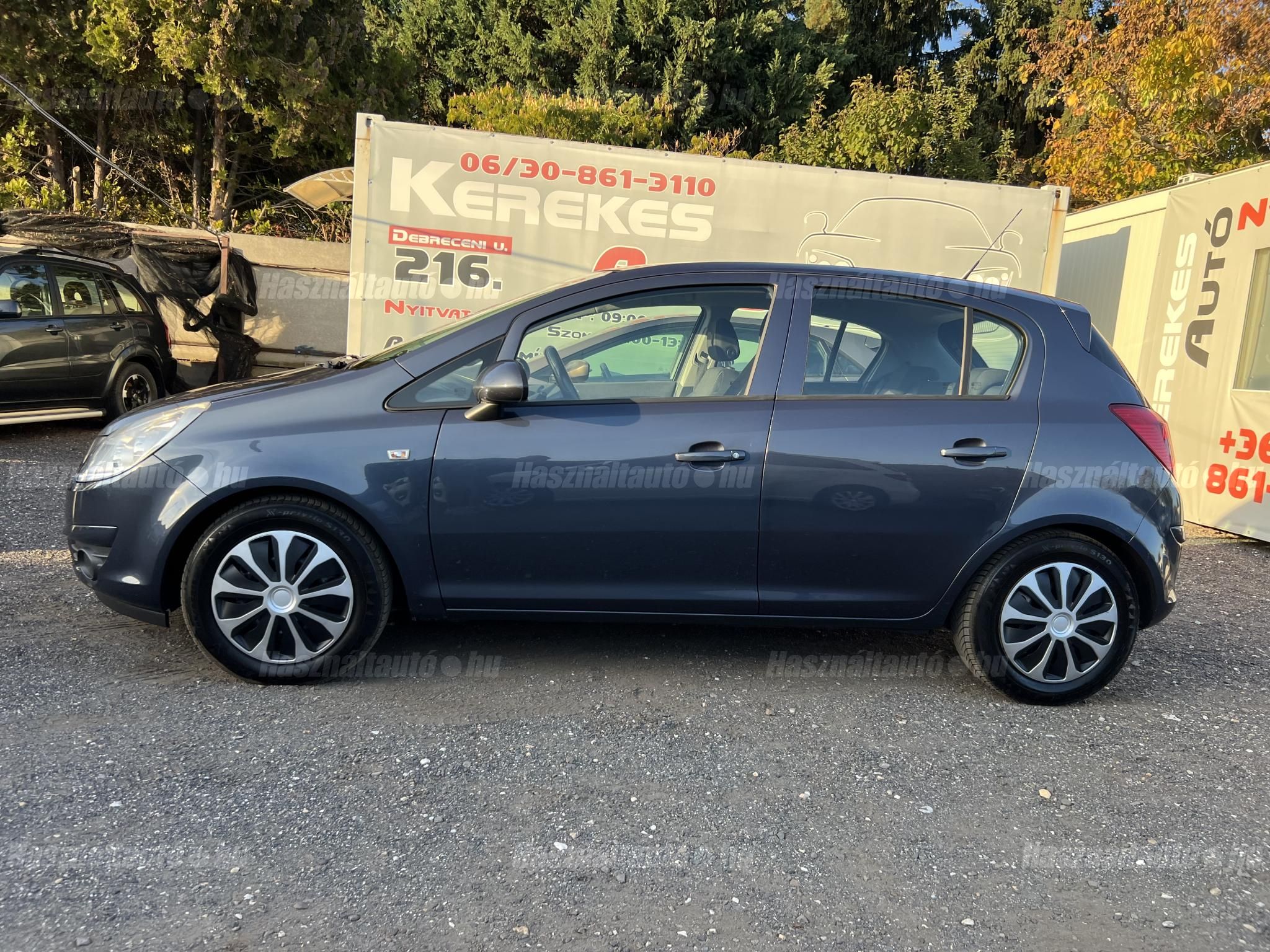 OPEL CORSA D 2010/2 - 1
