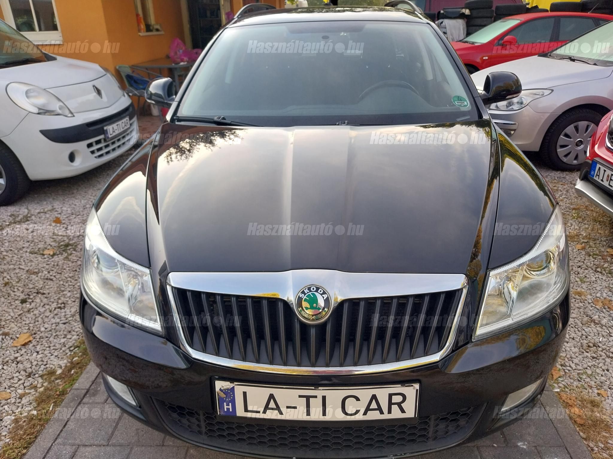 SKODA OCTAVIA 2012/10 - 1