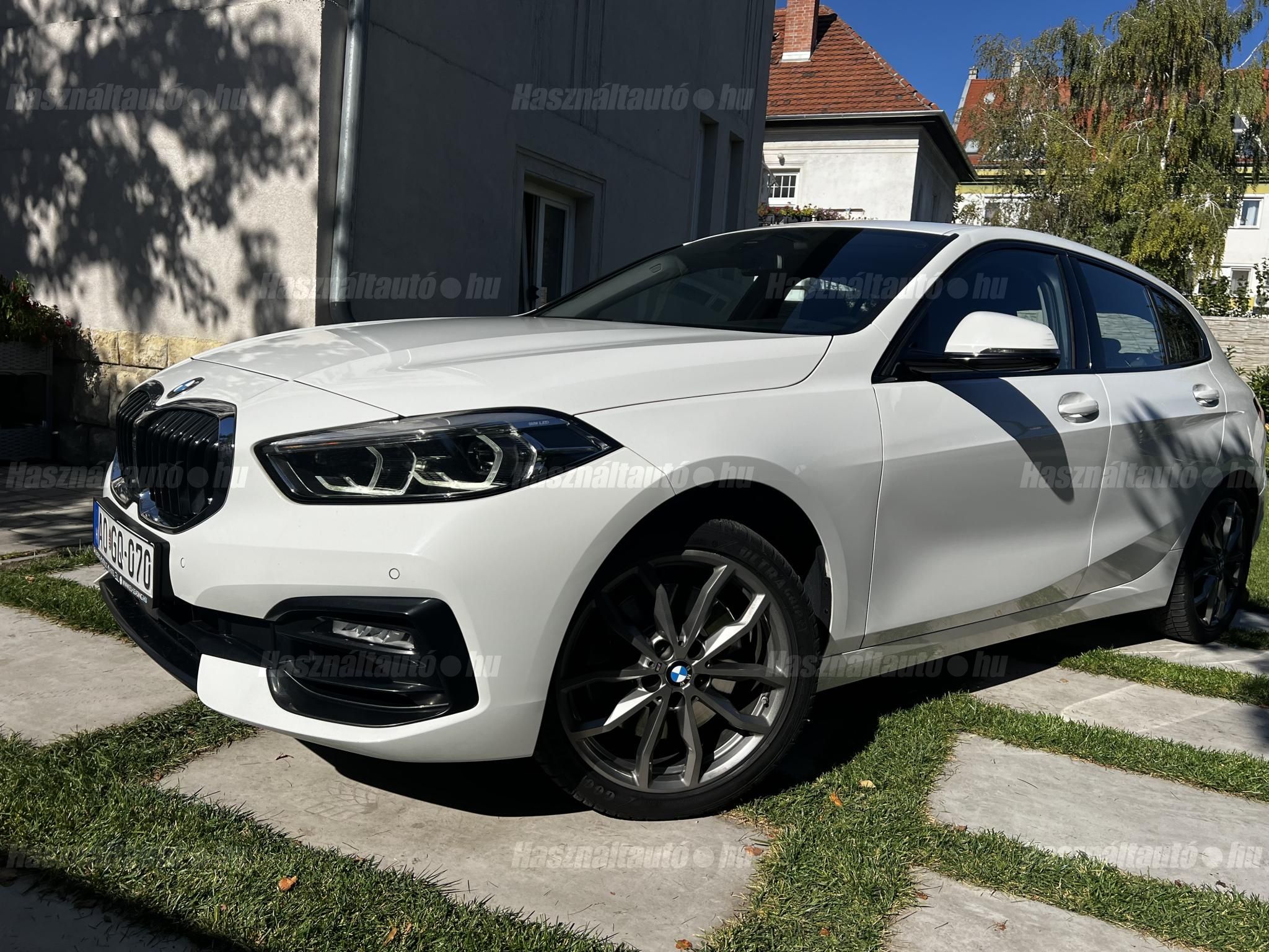 BMW 120 2023/4 - 1