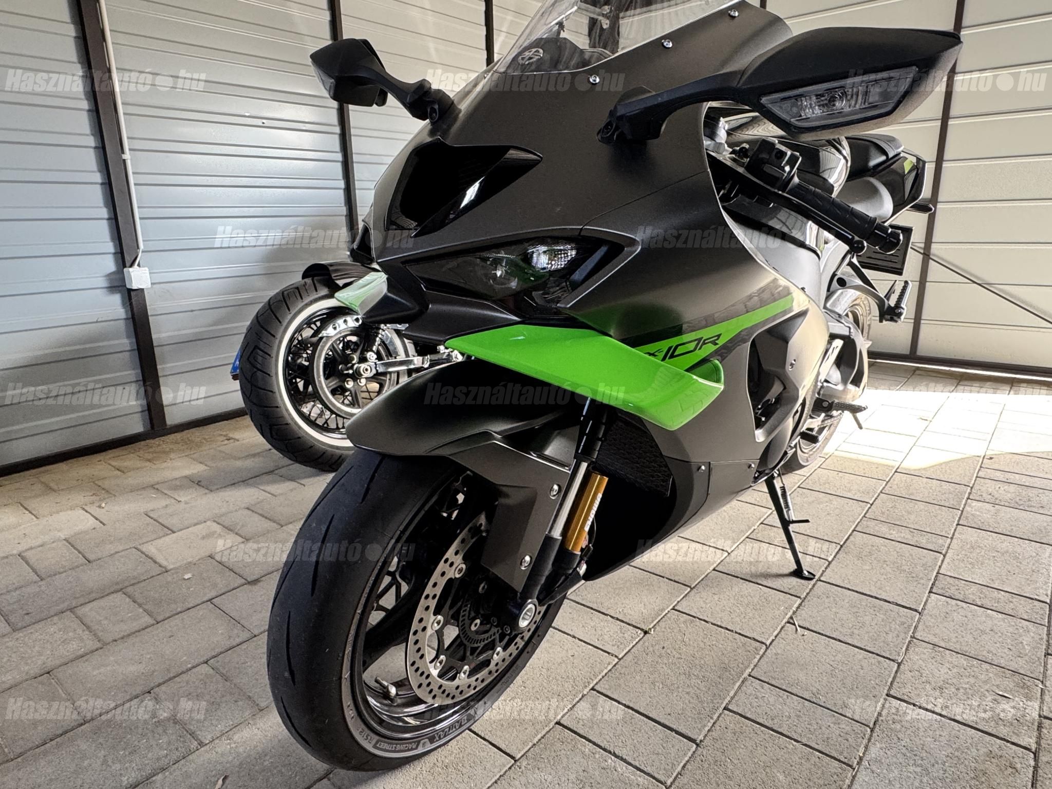 KAWASAKI ZX-10 R (NINJA) 2026/4 - 1