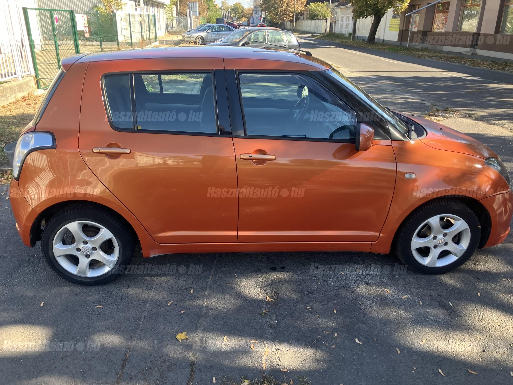 SUZUKI SWIFT 2005 - 1