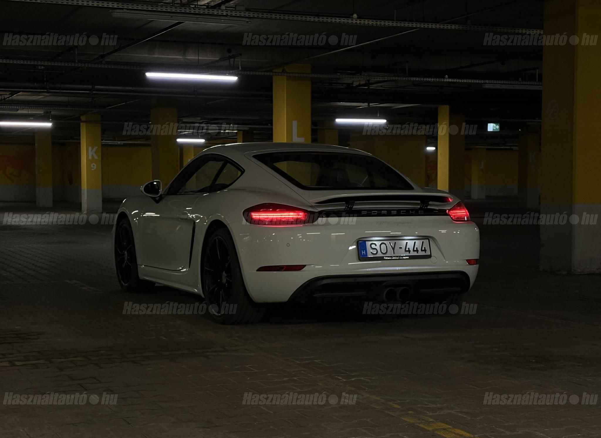 PORSCHE CAYMAN 2018/8 - 1