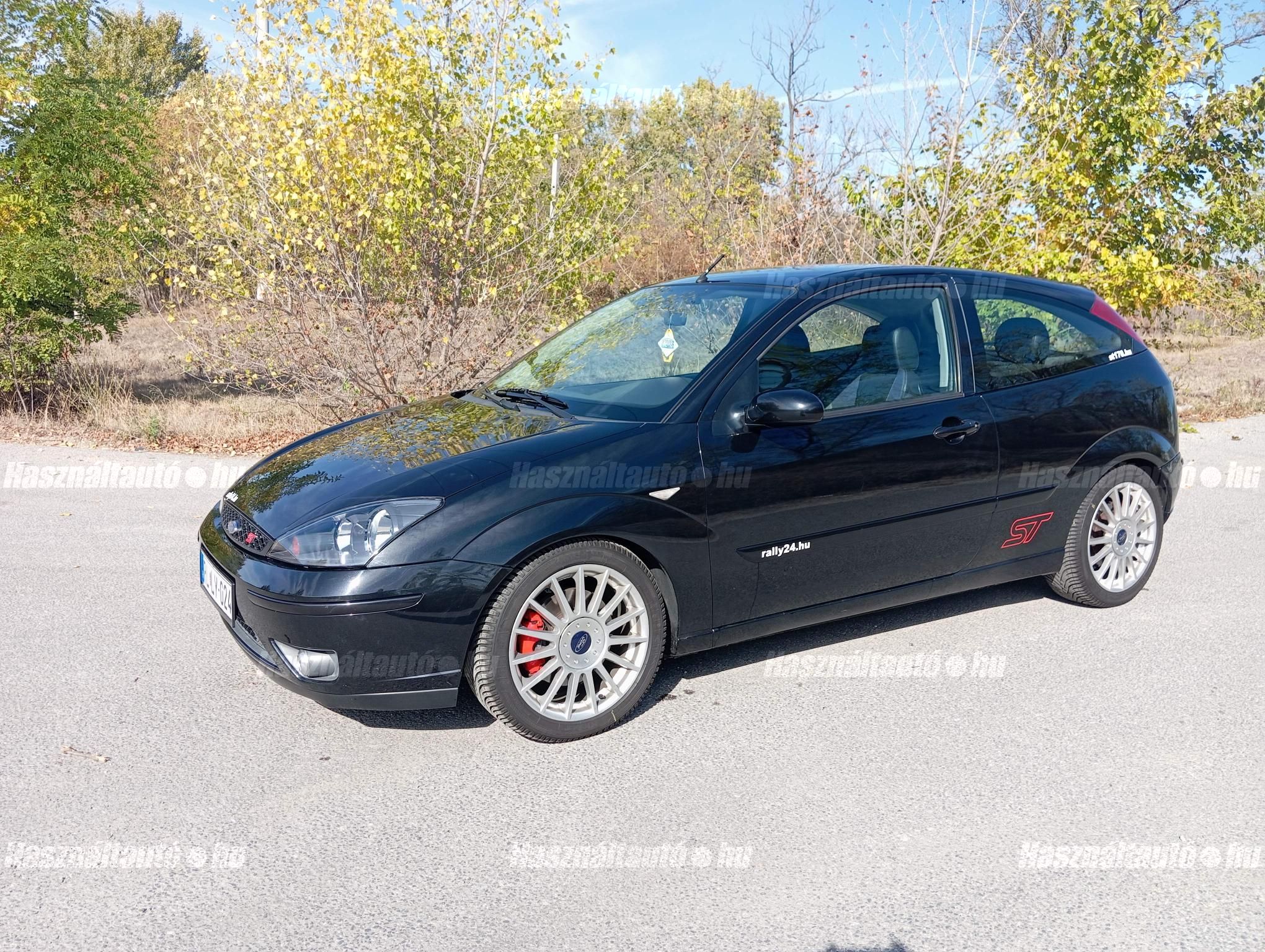 FORD FOCUS 2003 - 1