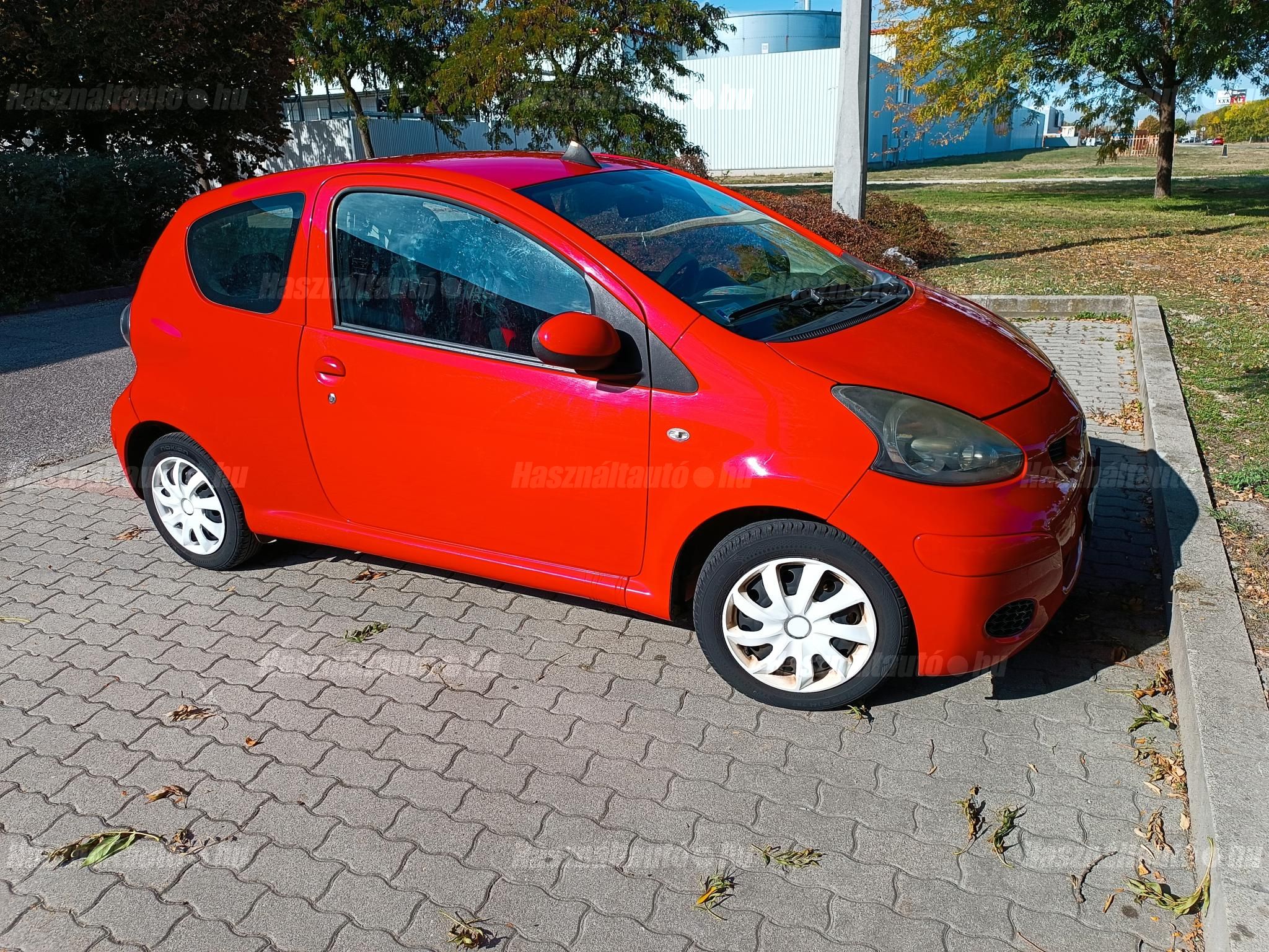 TOYOTA AYGO 2011/11 - 1
