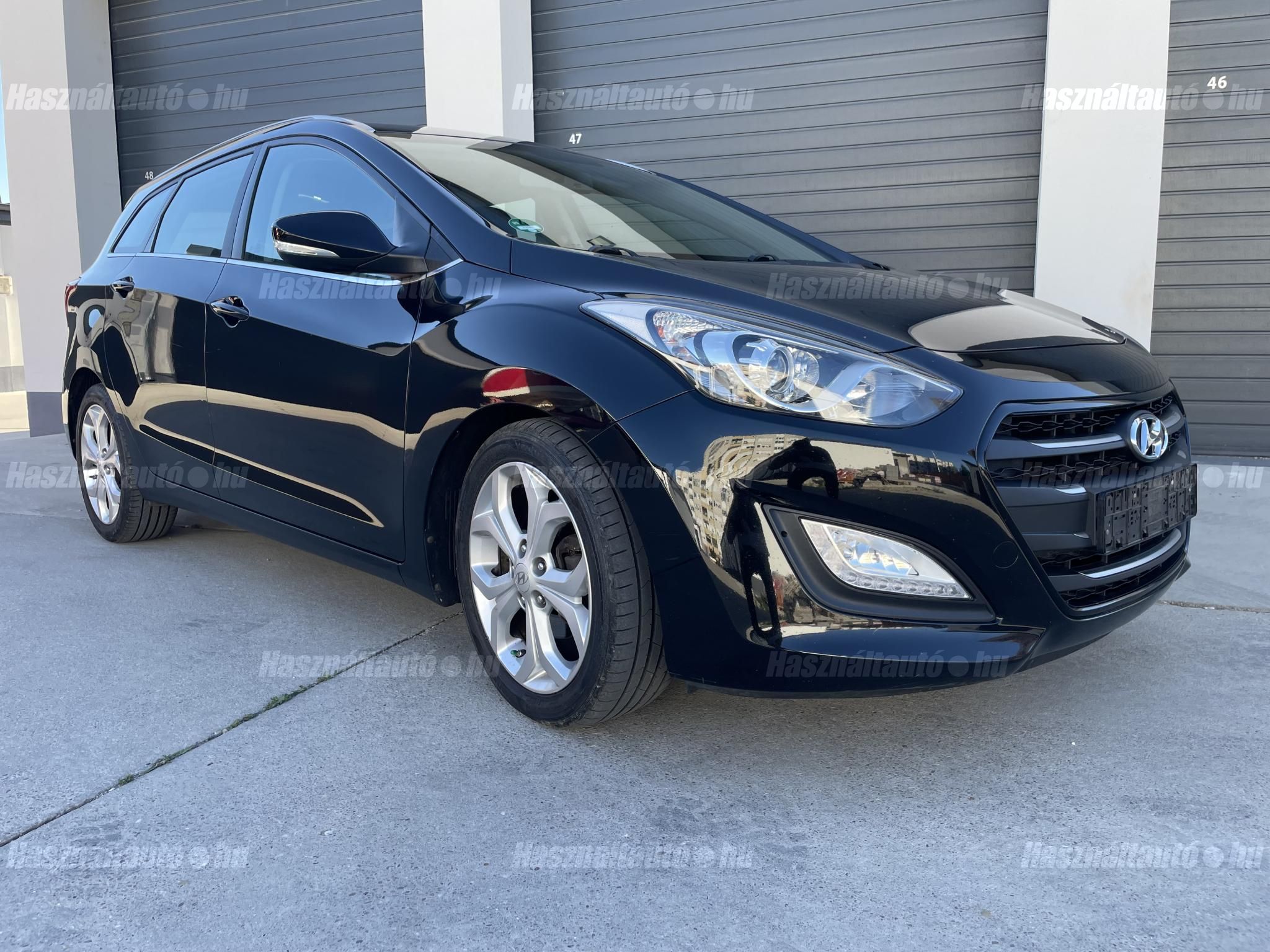 HYUNDAI I30 2015/4 - 1