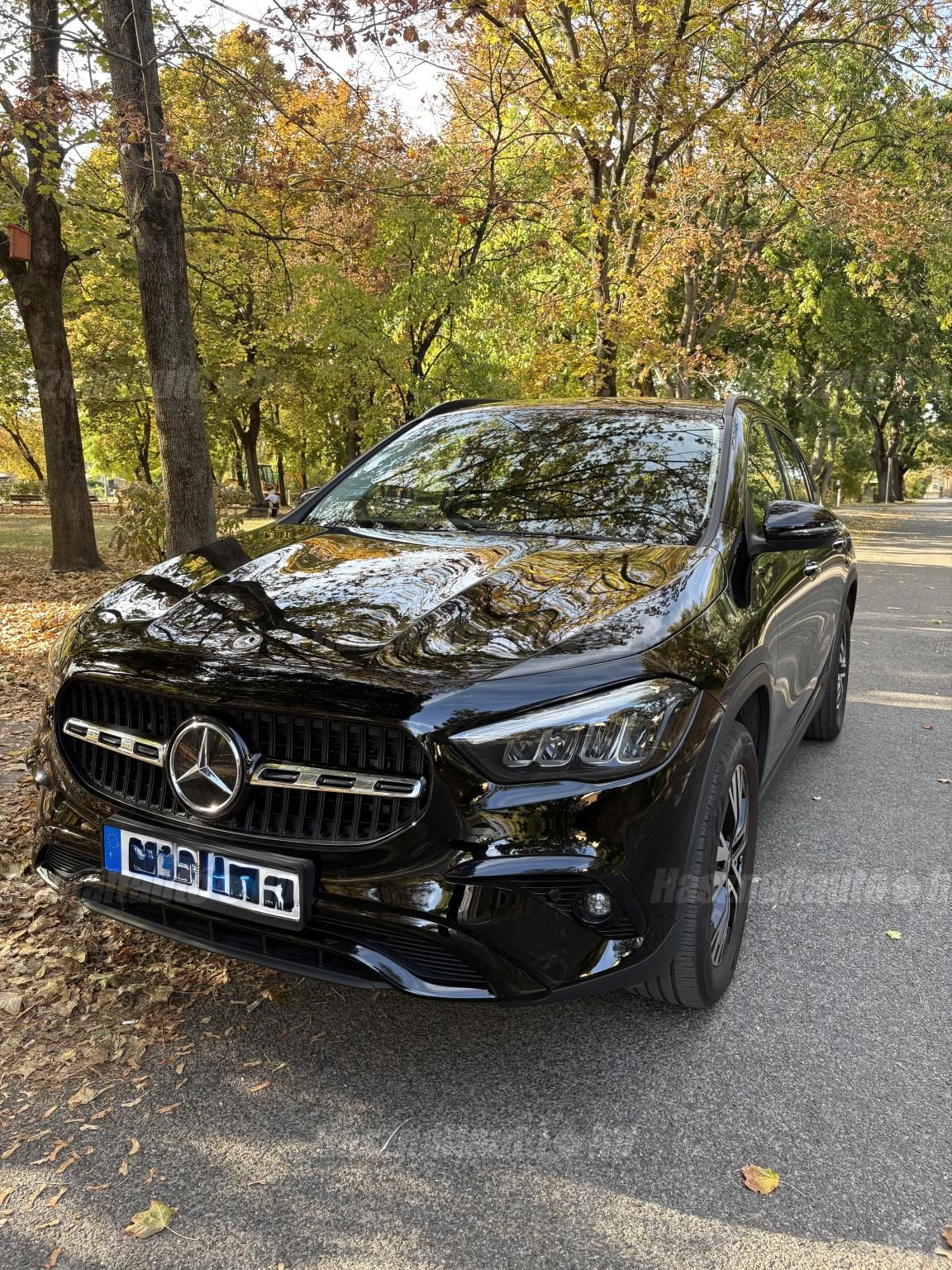 MERCEDES-BENZ GLA 180 2024/6 - 1
