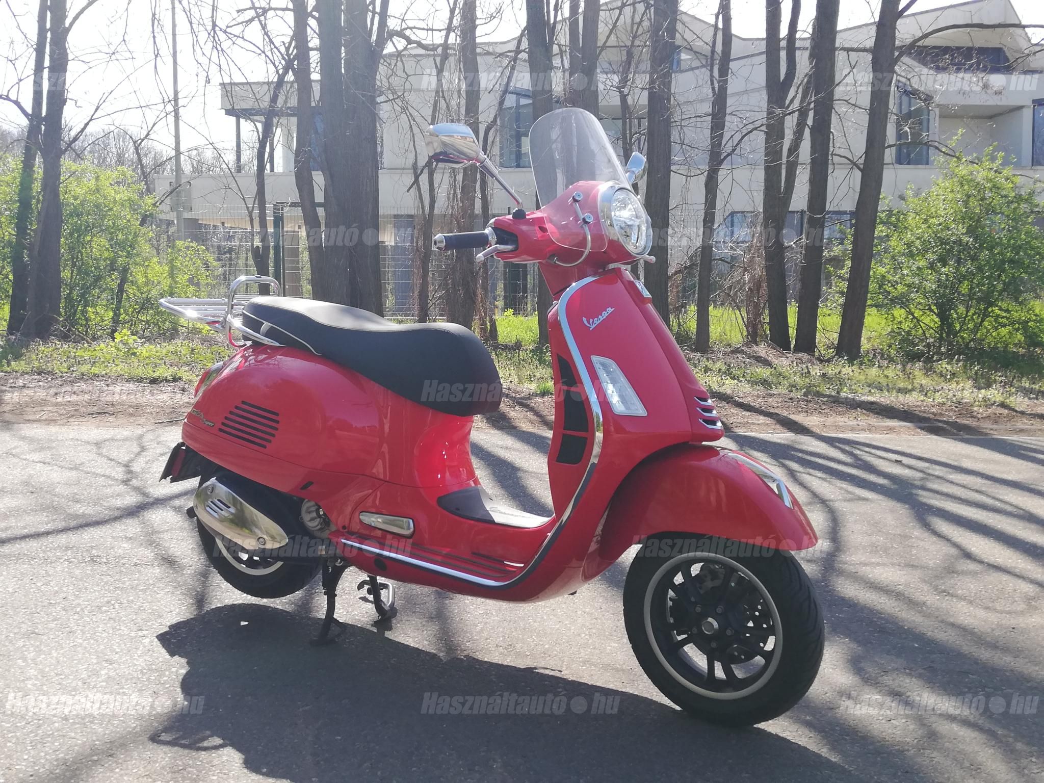 VESPA GTS 2023/6 - 1