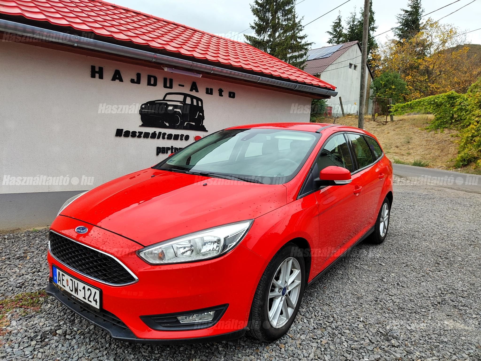 FORD FOCUS 2016/10 - 1