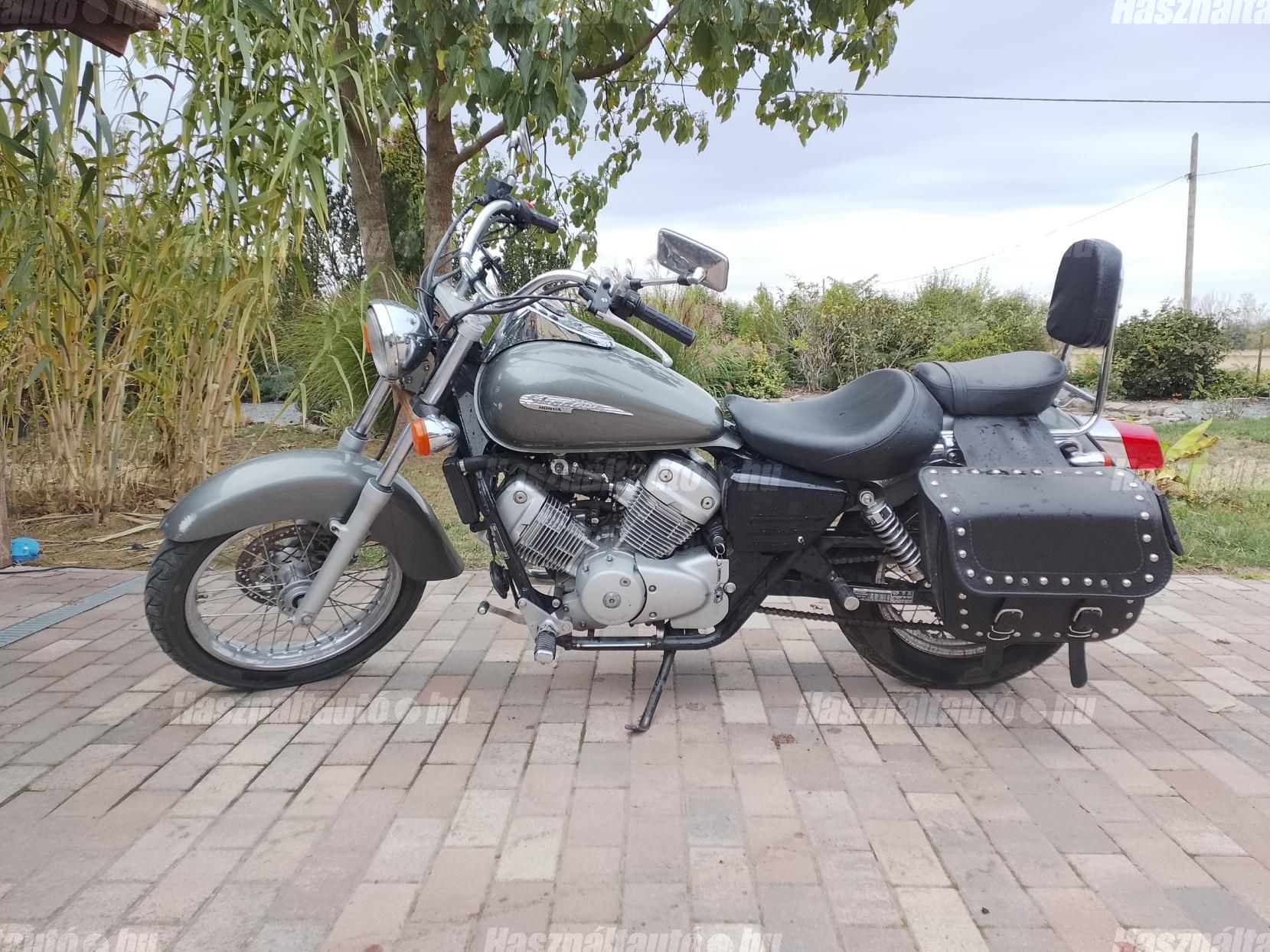 HONDA VT 125 C SHADOW 2001/1 - 1