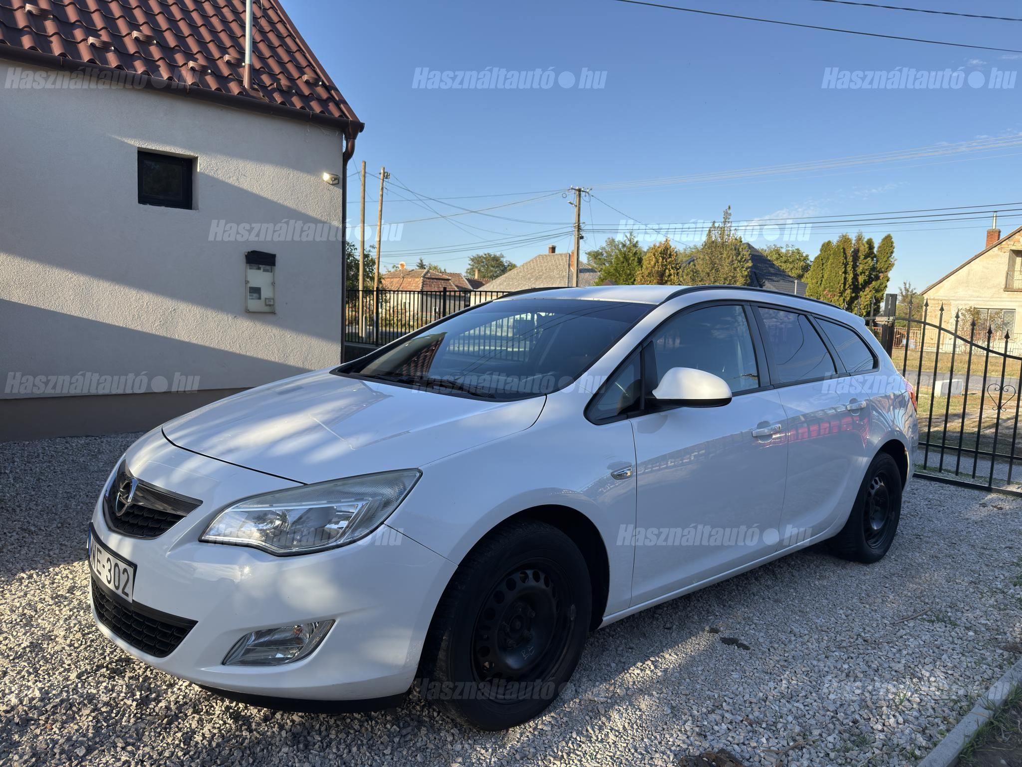 OPEL ASTRA J 2012/8 - 1