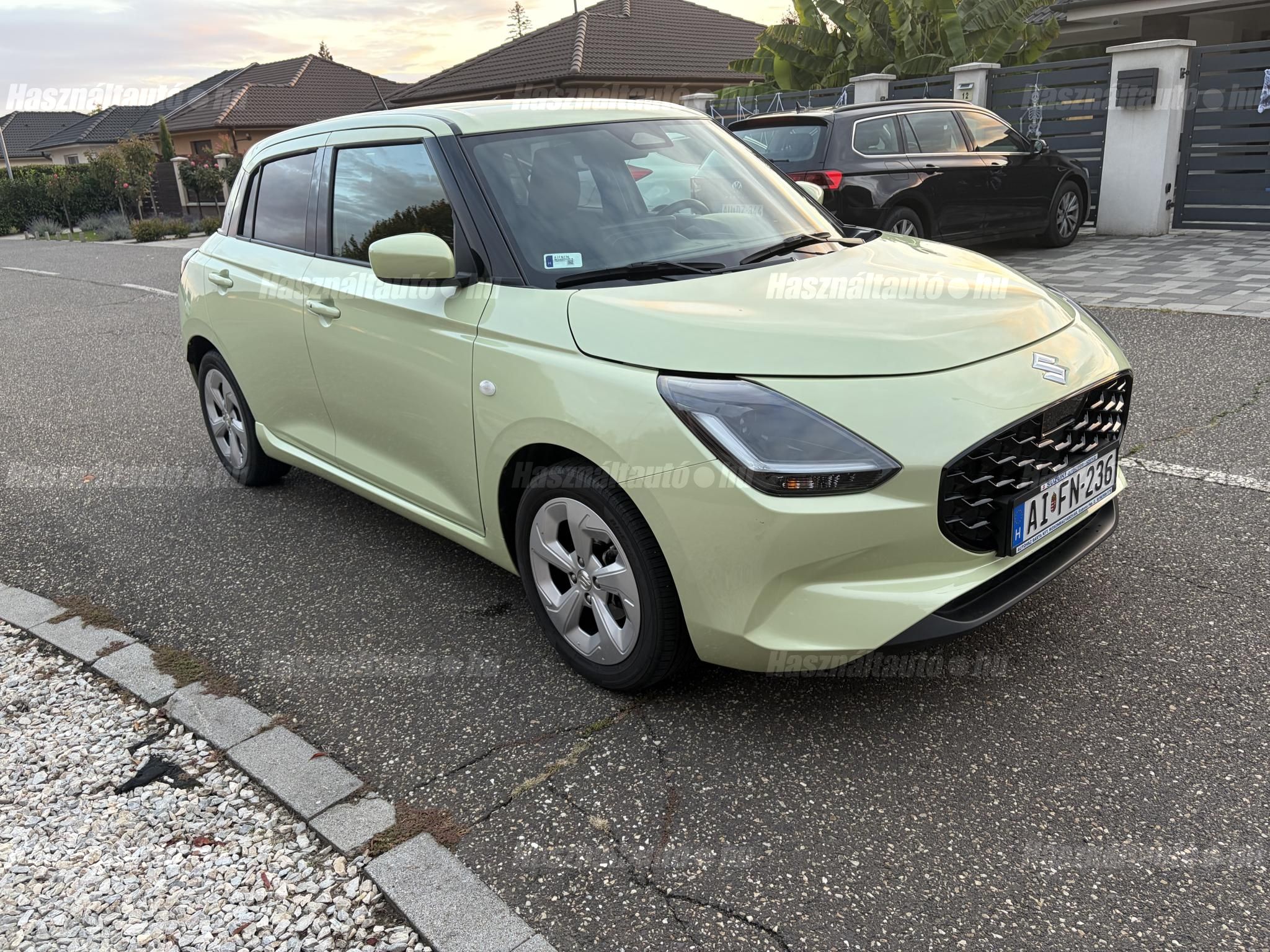 SUZUKI SWIFT 2024/10 - 1