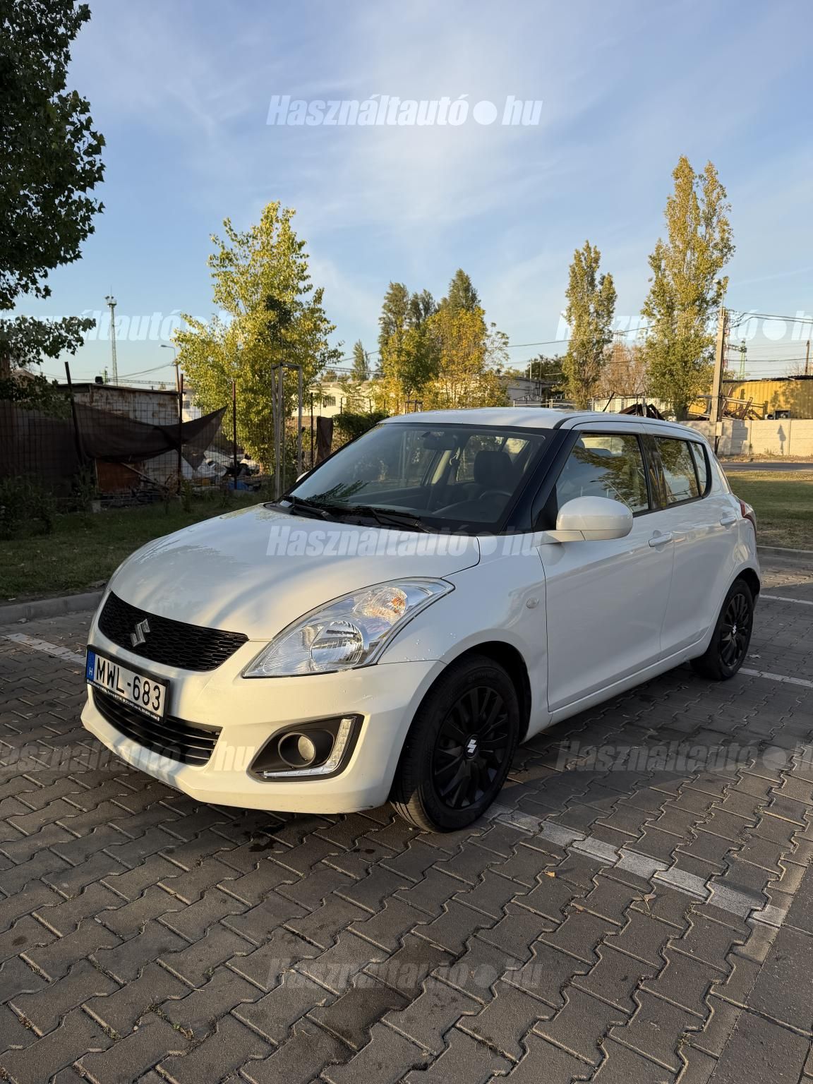 SUZUKI SWIFT 2014/10 - 1