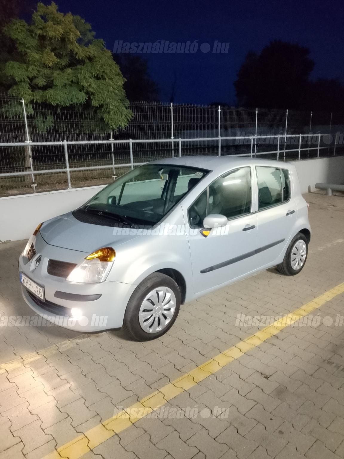 RENAULT MODUS 2006/7 - 1