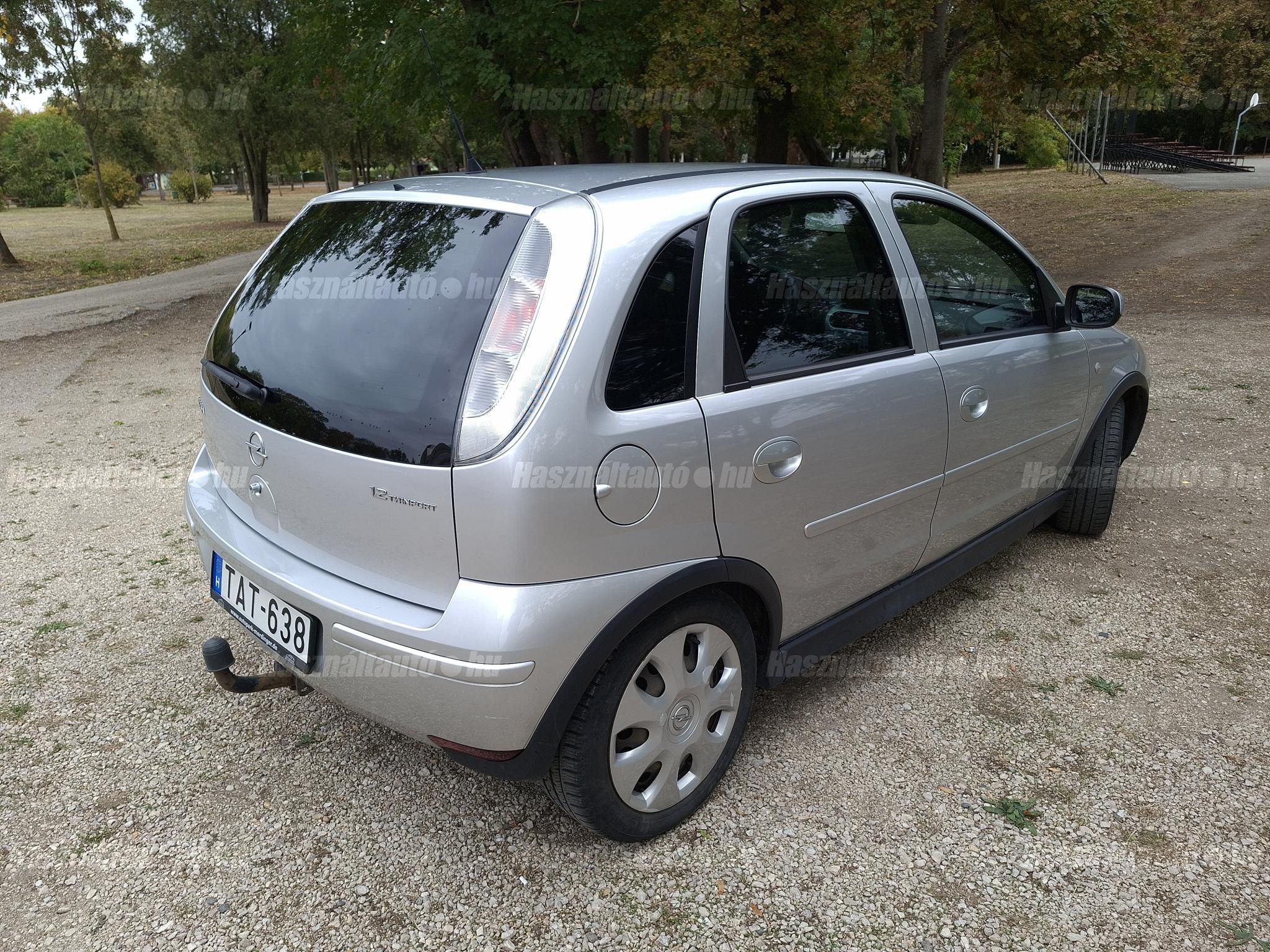 OPEL CORSA C 2006/6 - 1