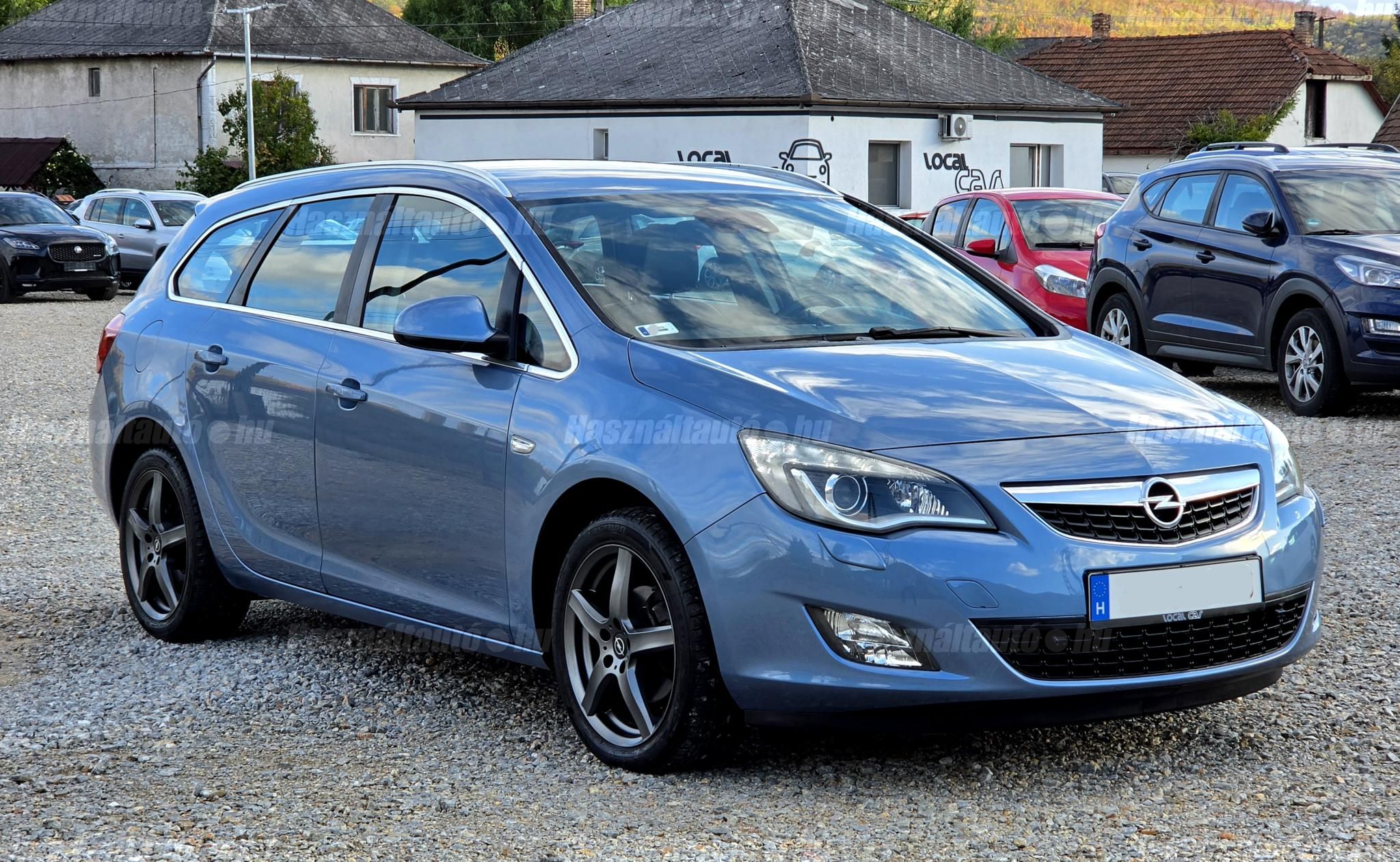 OPEL ASTRA 2012/6 - 1