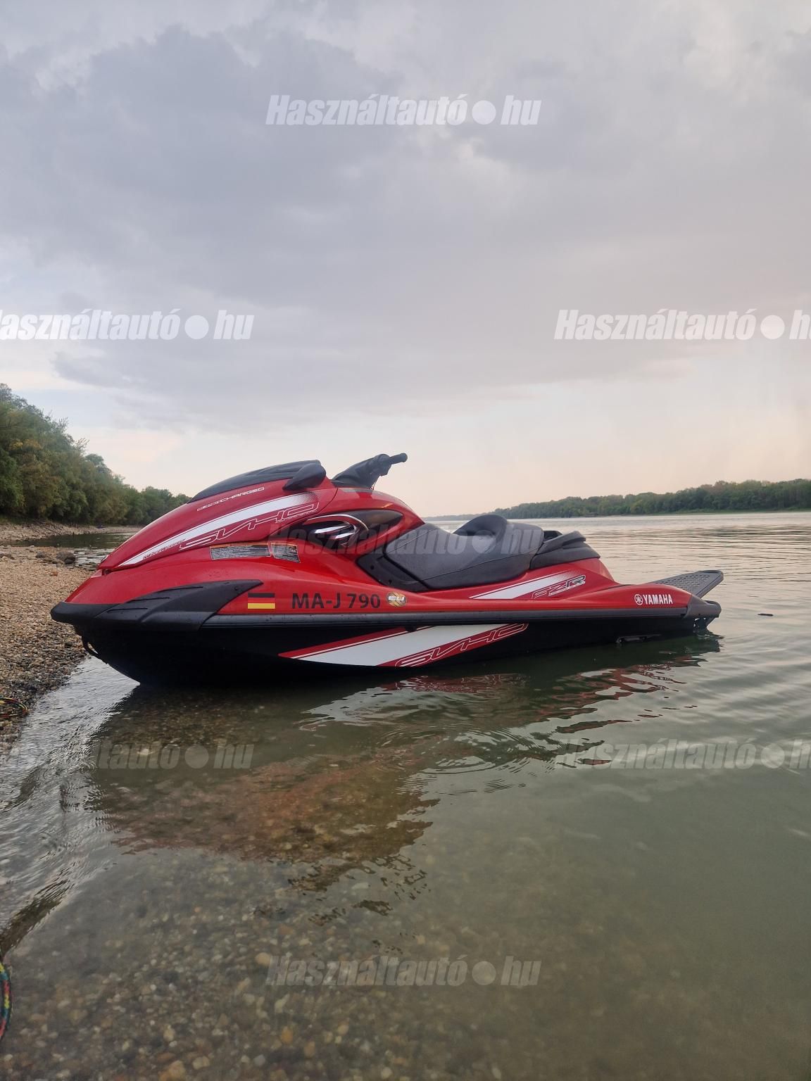 YAMAHA 2015/9 - 1