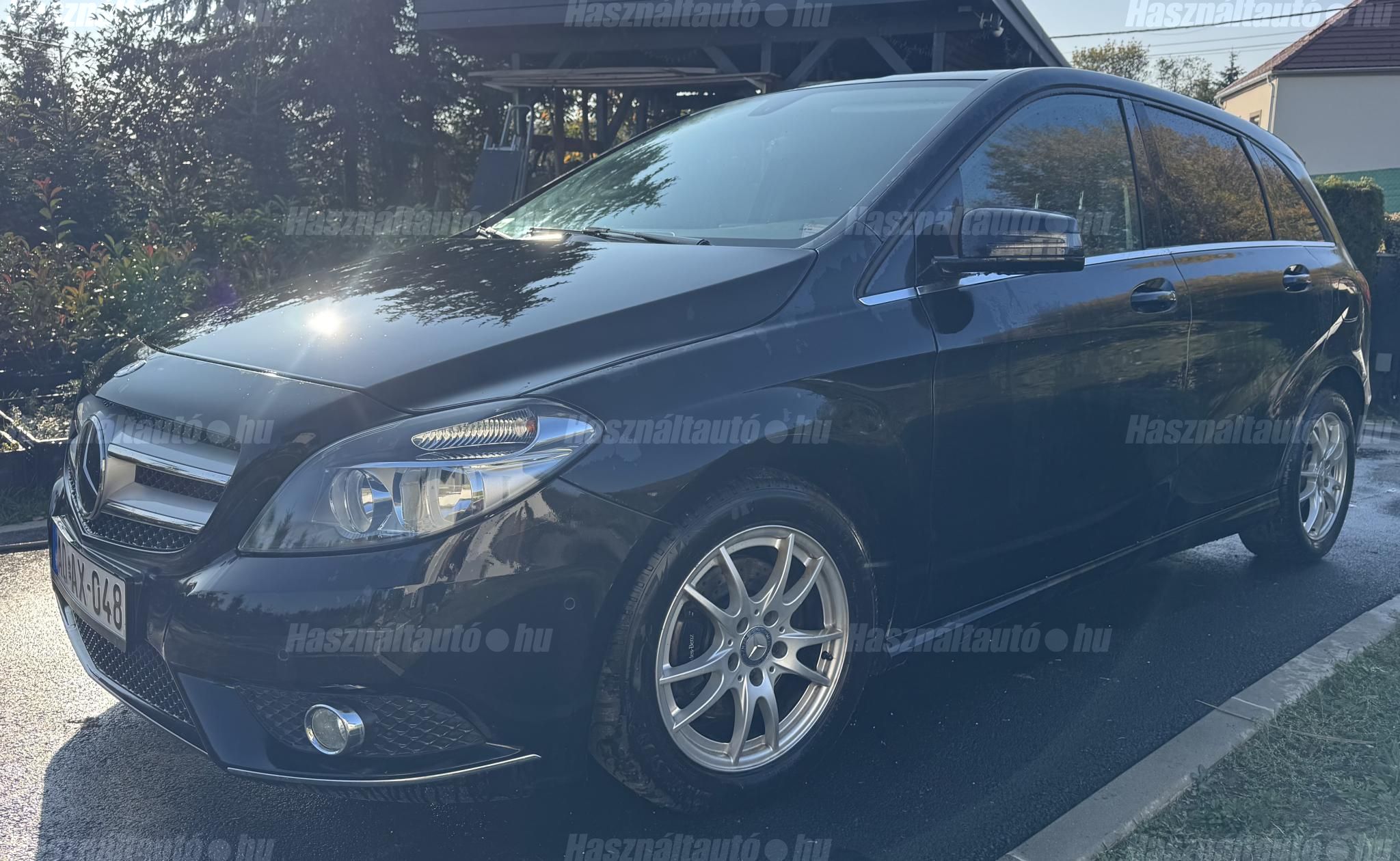 MERCEDES-BENZ B 180 2012/5 - 1