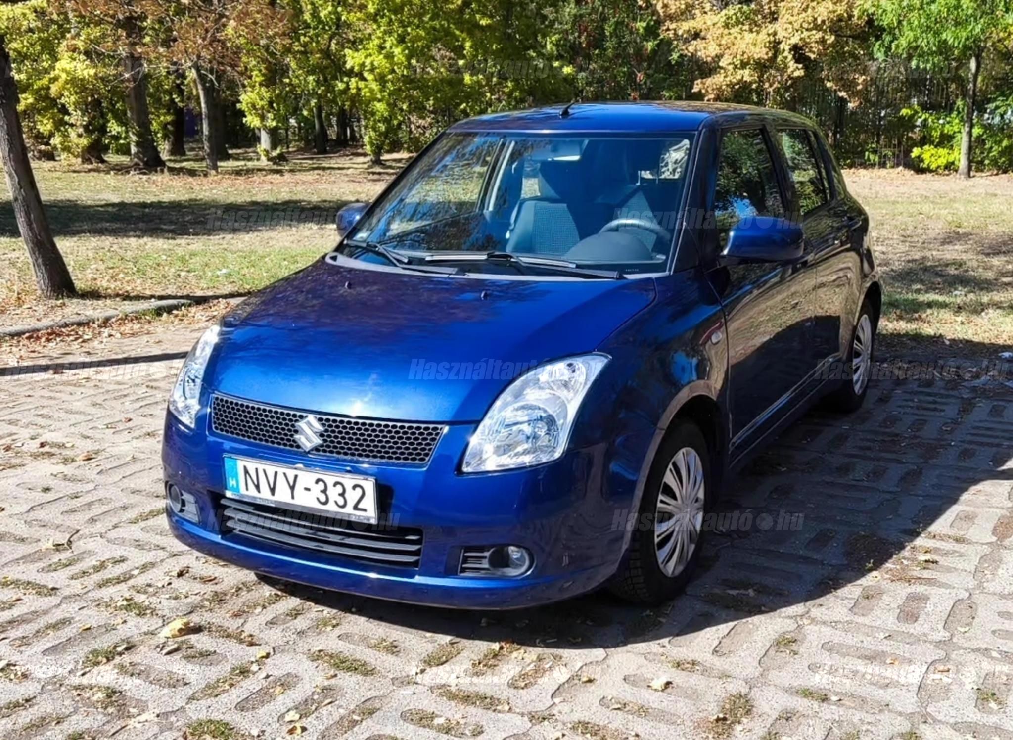 SUZUKI SWIFT 2005/5 - 1