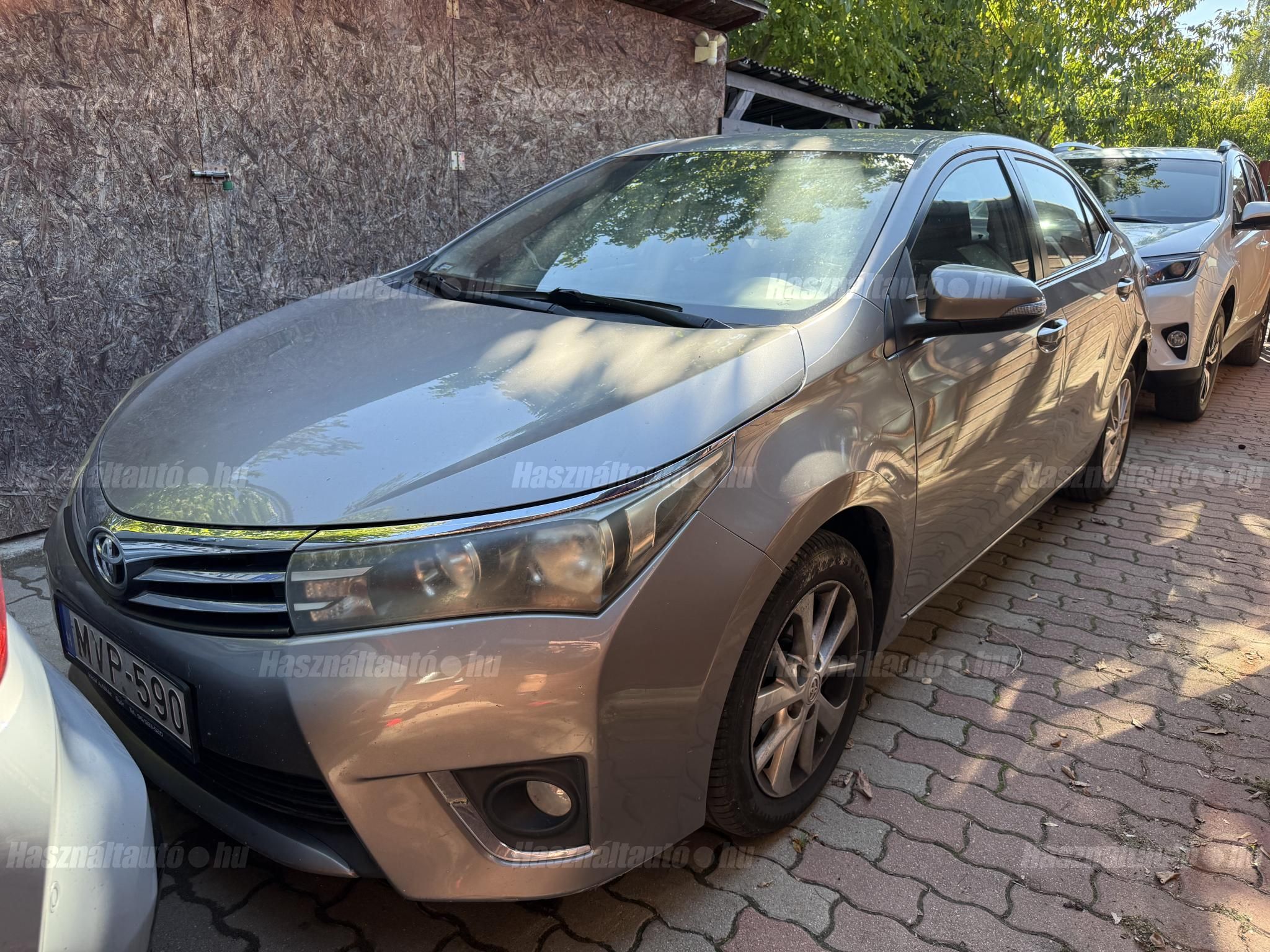 TOYOTA COROLLA 2014/9 - 1