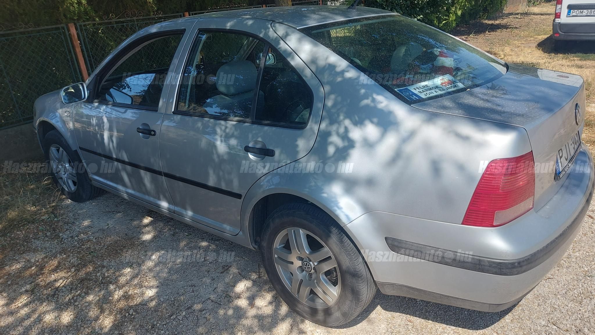 VOLKSWAGEN BORA 2003/4 - 1
