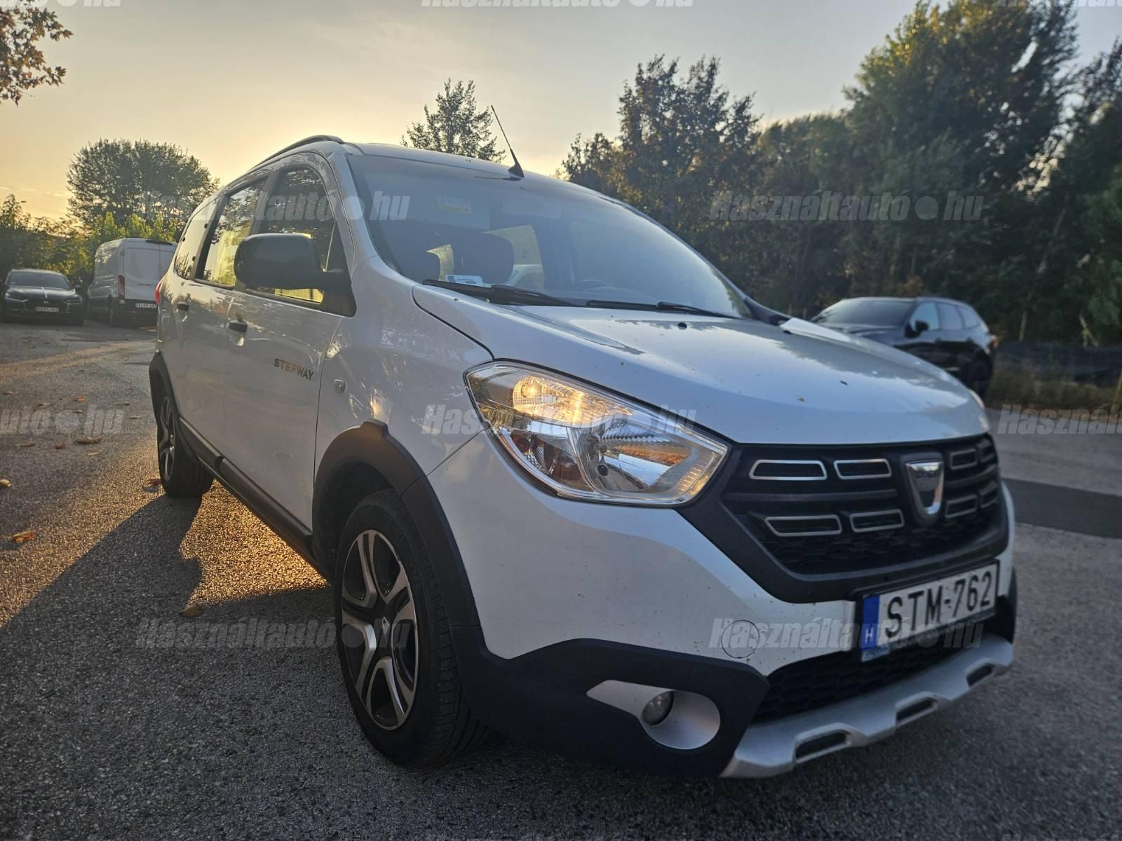 DACIA LODGY 2021/6 - 1