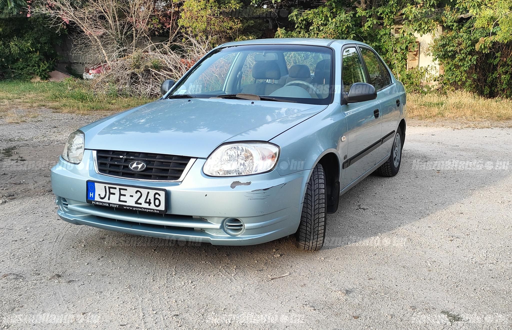 HYUNDAI ACCENT 2004/5 - 1