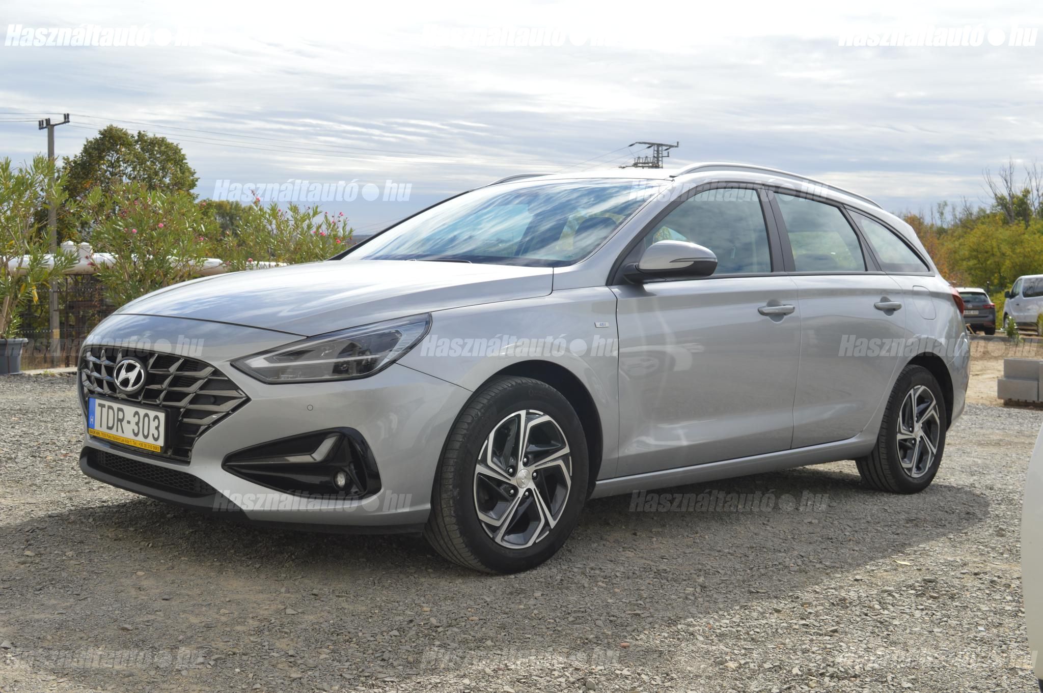 HYUNDAI I30 2022/3 - 1