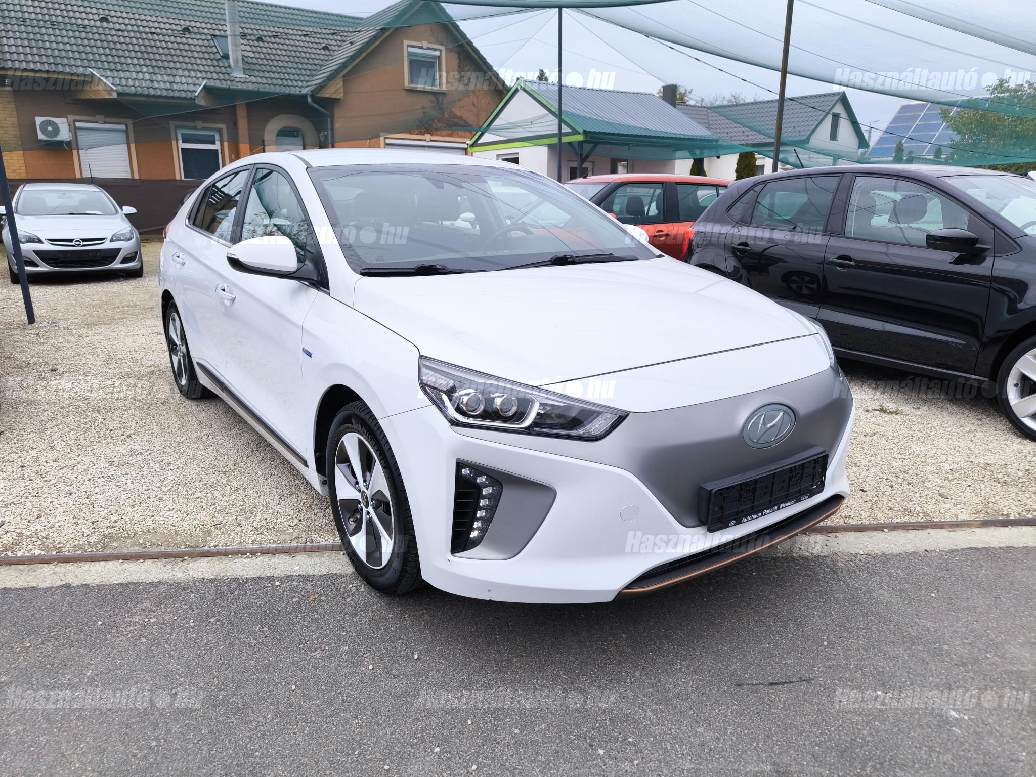 HYUNDAI IONIQ 2018/12 - 1