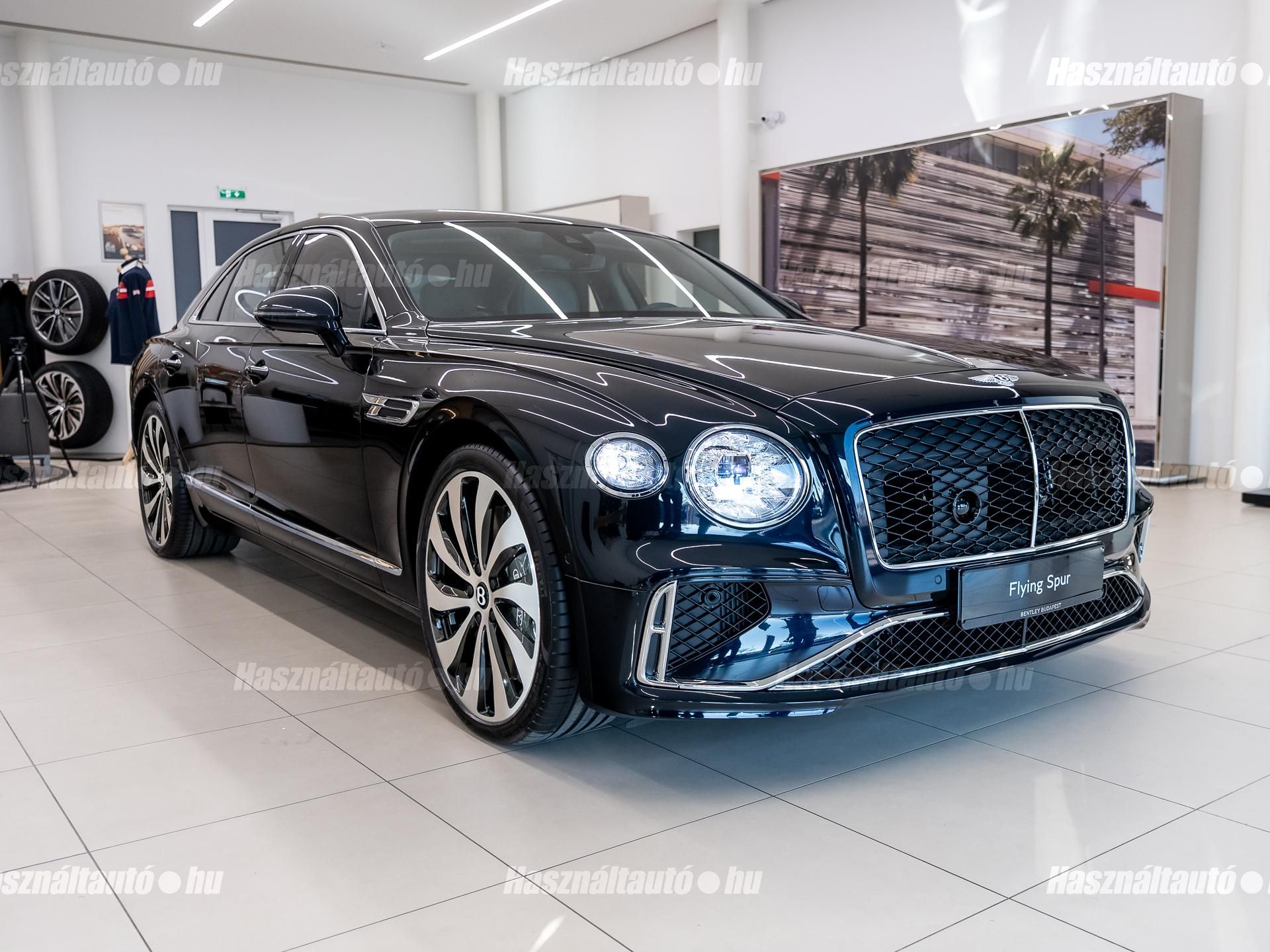 BENTLEY FLYING SPUR 2025/11 - 1