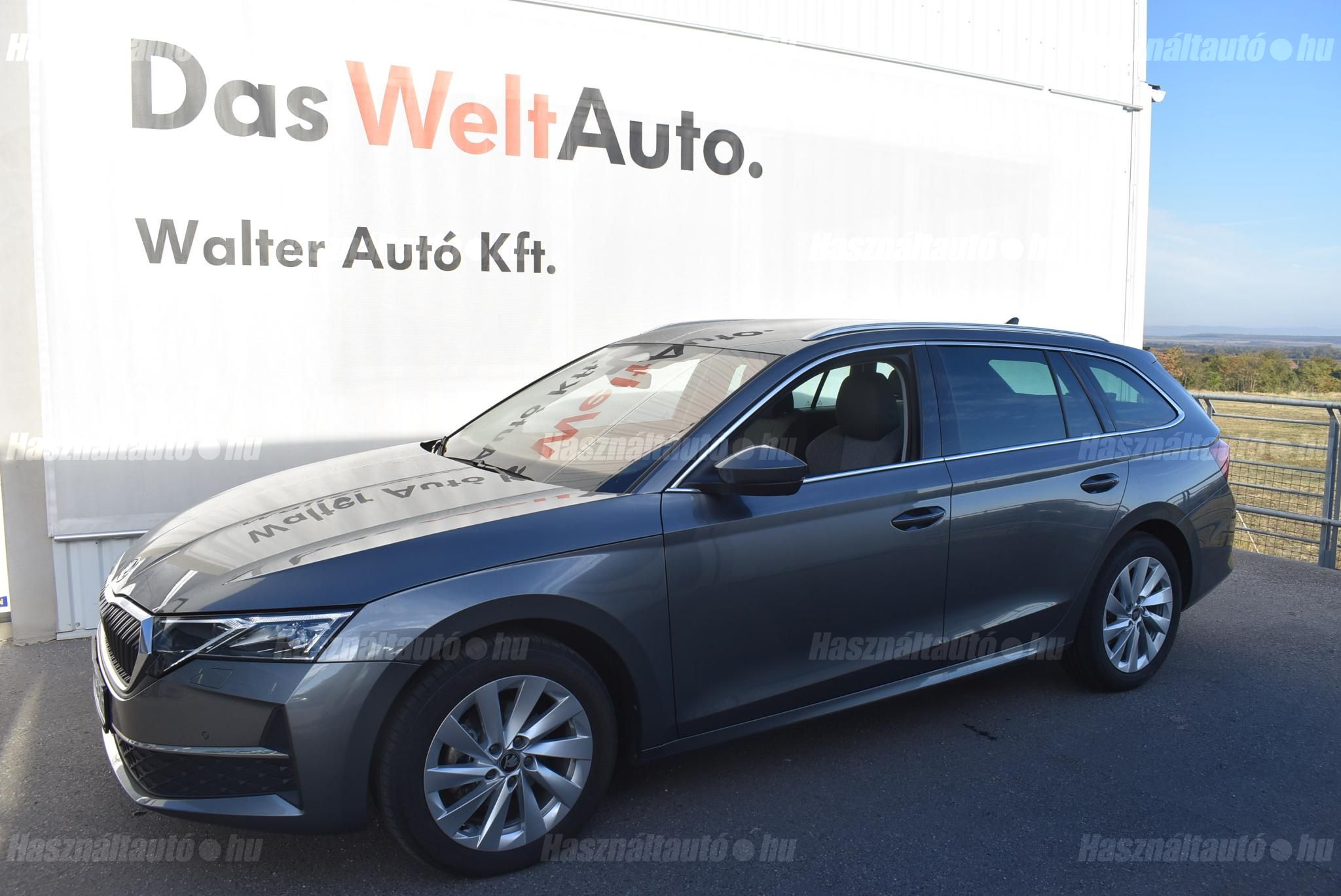 SKODA OCTAVIA 2025/11 - 1