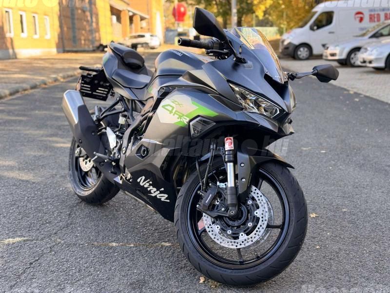 KAWASAKI ZX-4R (NINJA) 2026 - 1