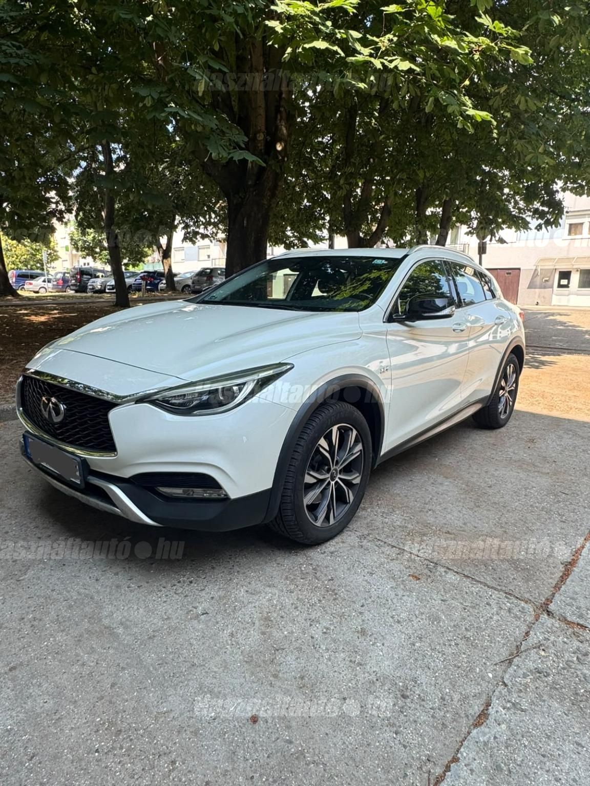 INFINITI QX30 2019/1 - 1