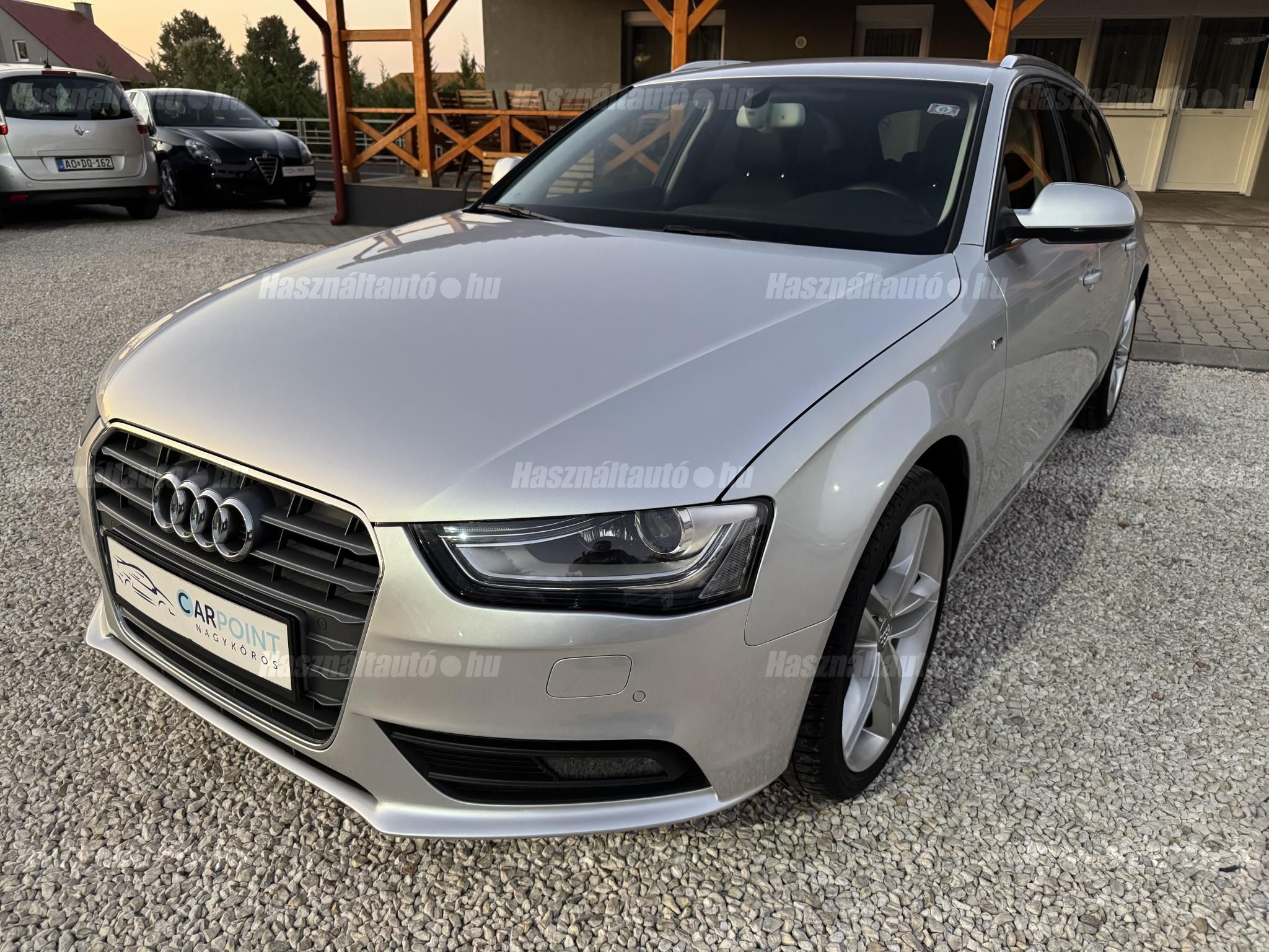 AUDI A4 2012/12 - 1