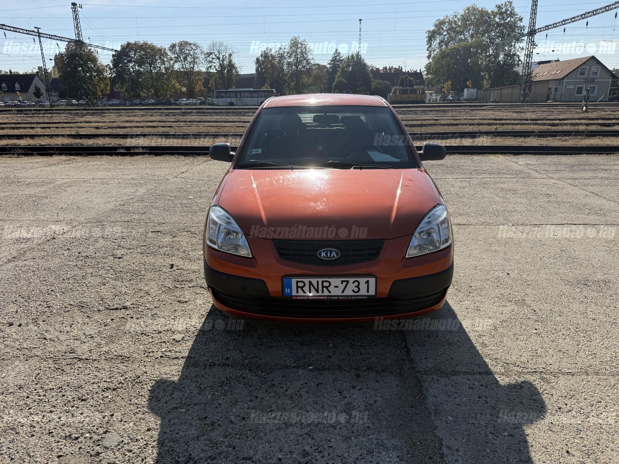 KIA RIO 2009/6 - 1