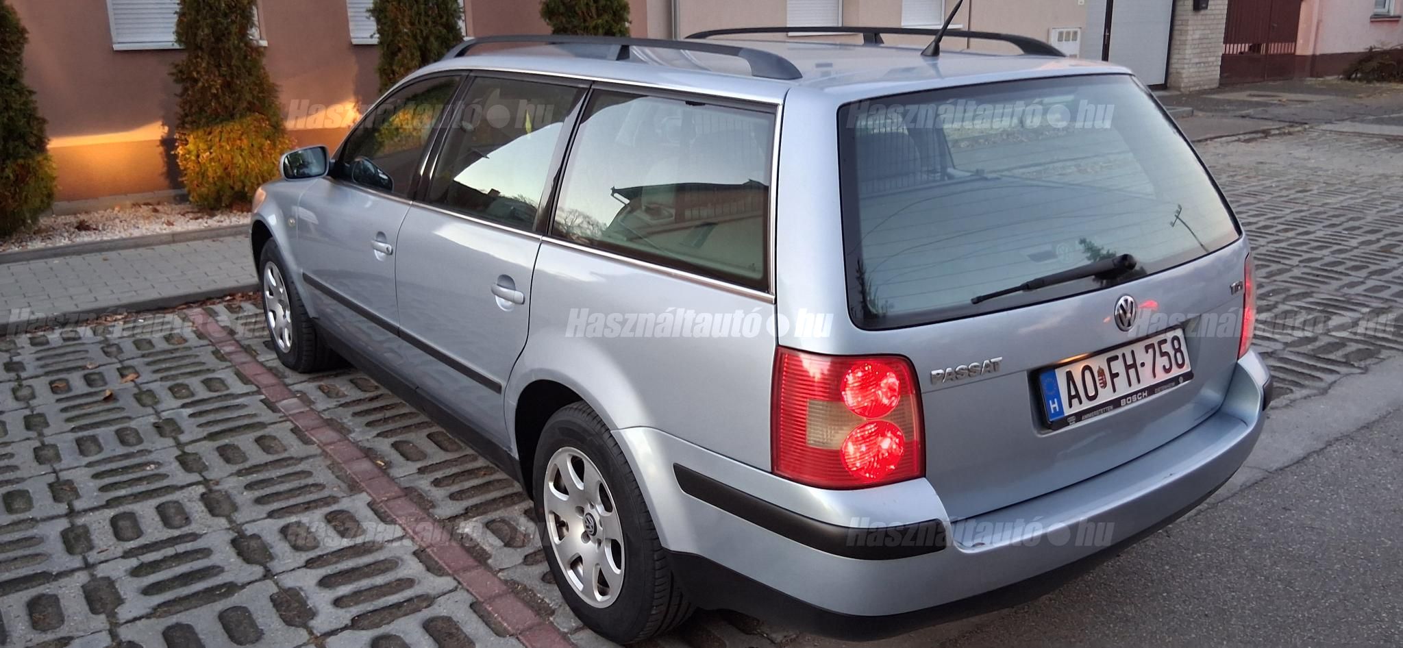VOLKSWAGEN PASSAT 2002 - 1