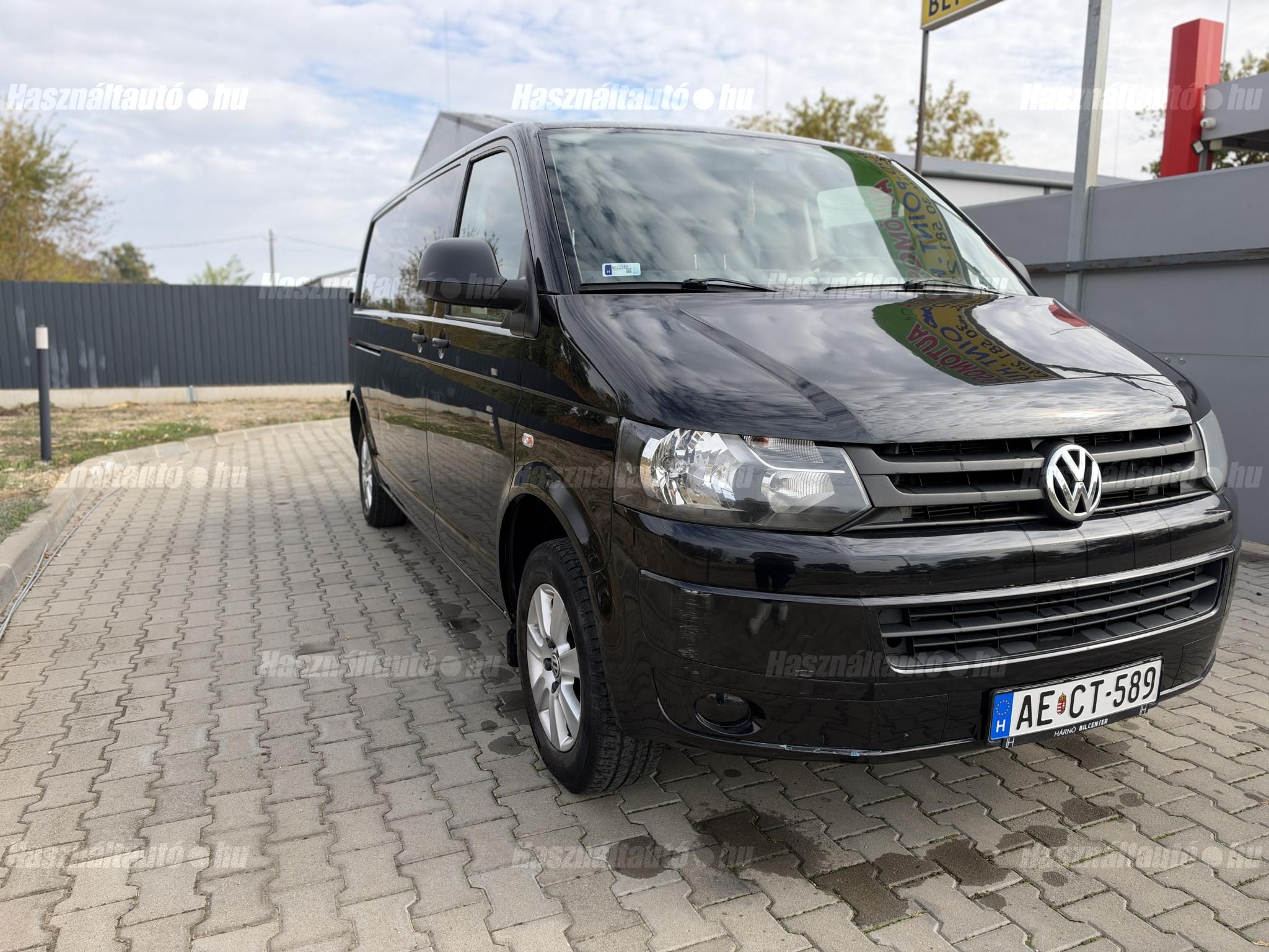 VOLKSWAGEN TRANSPORTER T5 2010/12 - 1