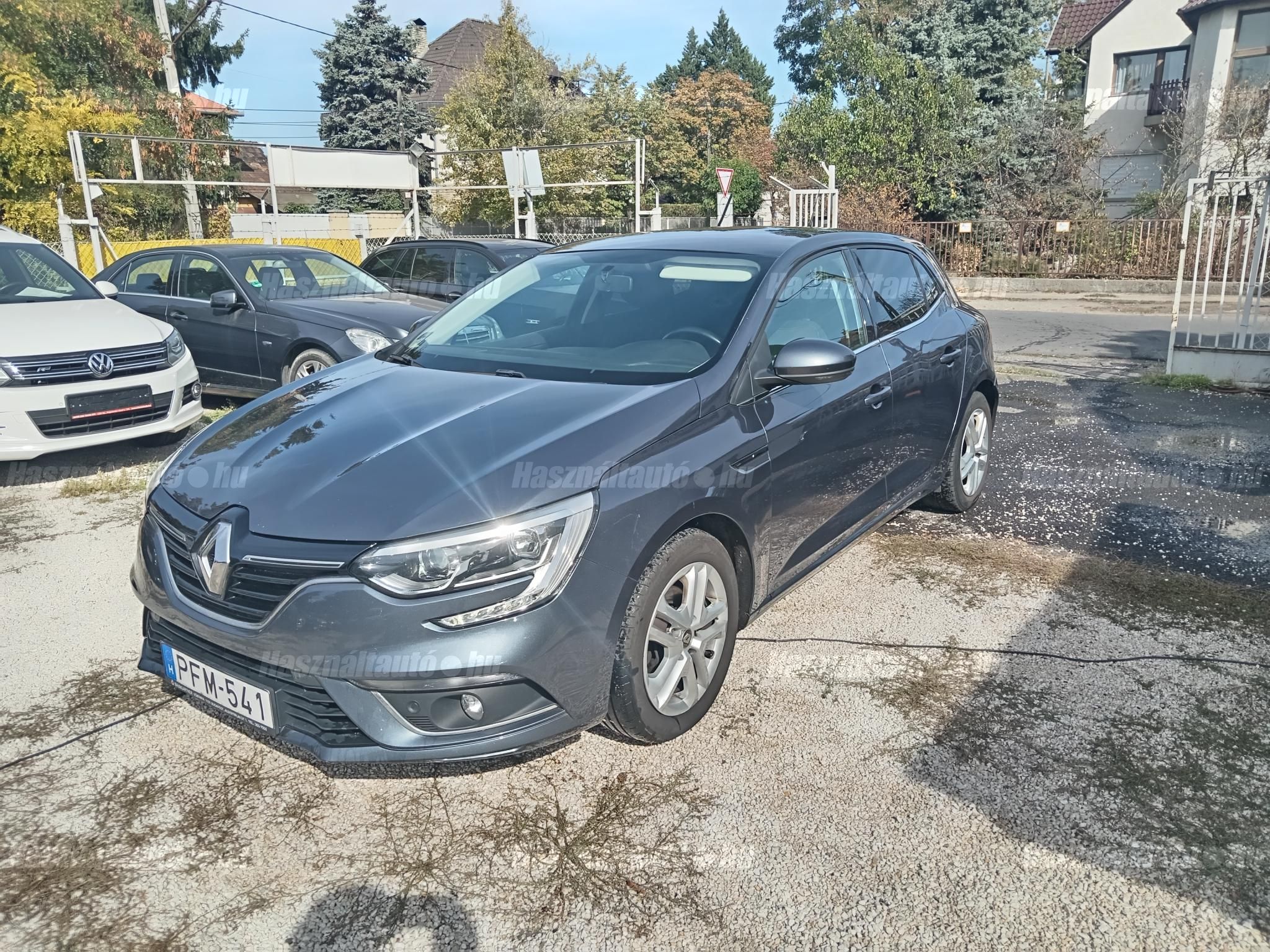 RENAULT MEGANE 2017/6 - 1