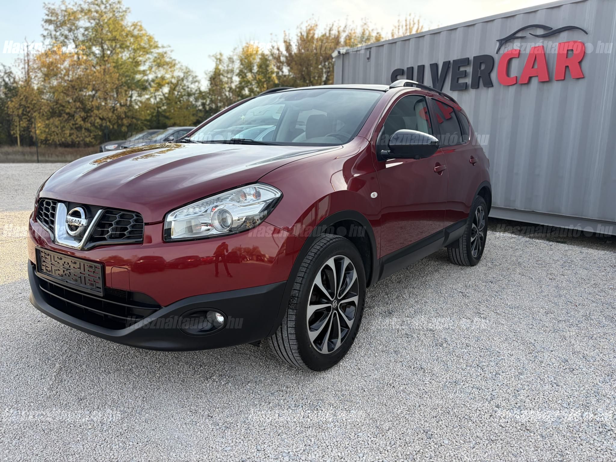 NISSAN QASHQAI 2014 - 1