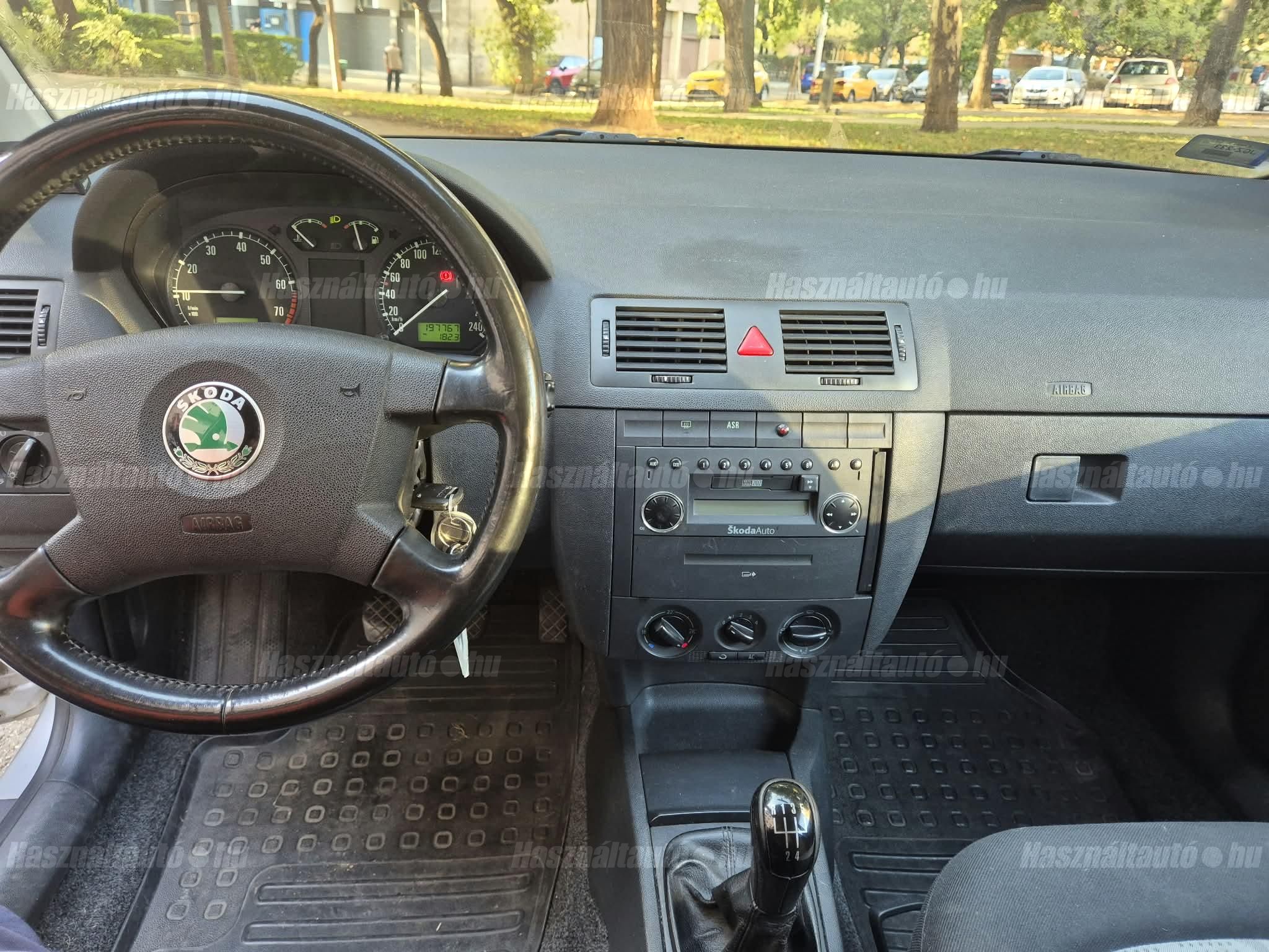 SKODA FABIA 2004/9 - 1