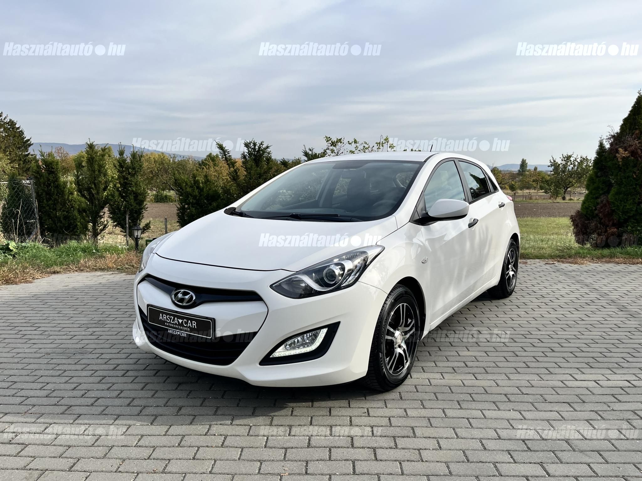 HYUNDAI I30 2012/6 - 1
