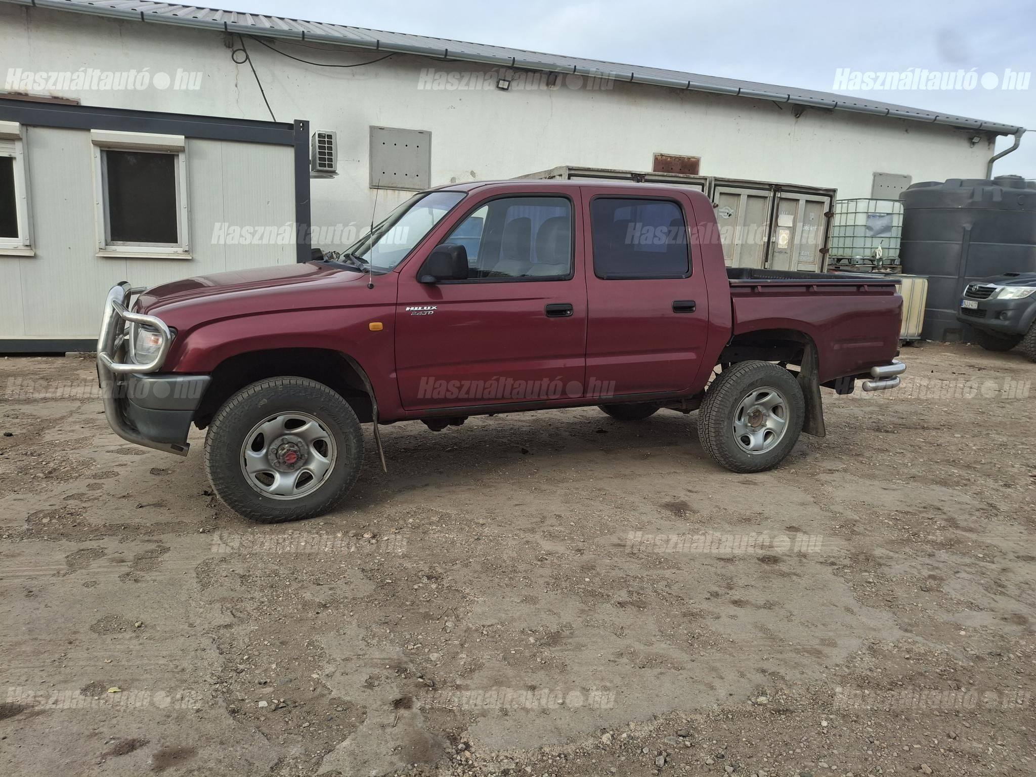 TOYOTA HILUX 2001/2 - 1