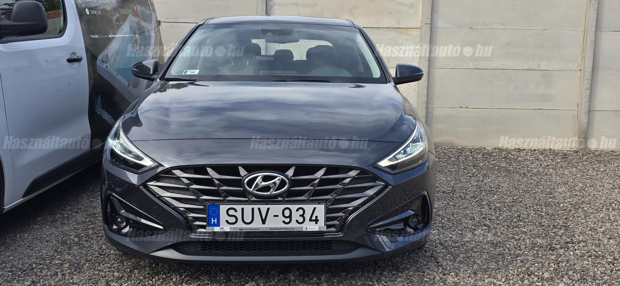 HYUNDAI I30 2021/7 - 1