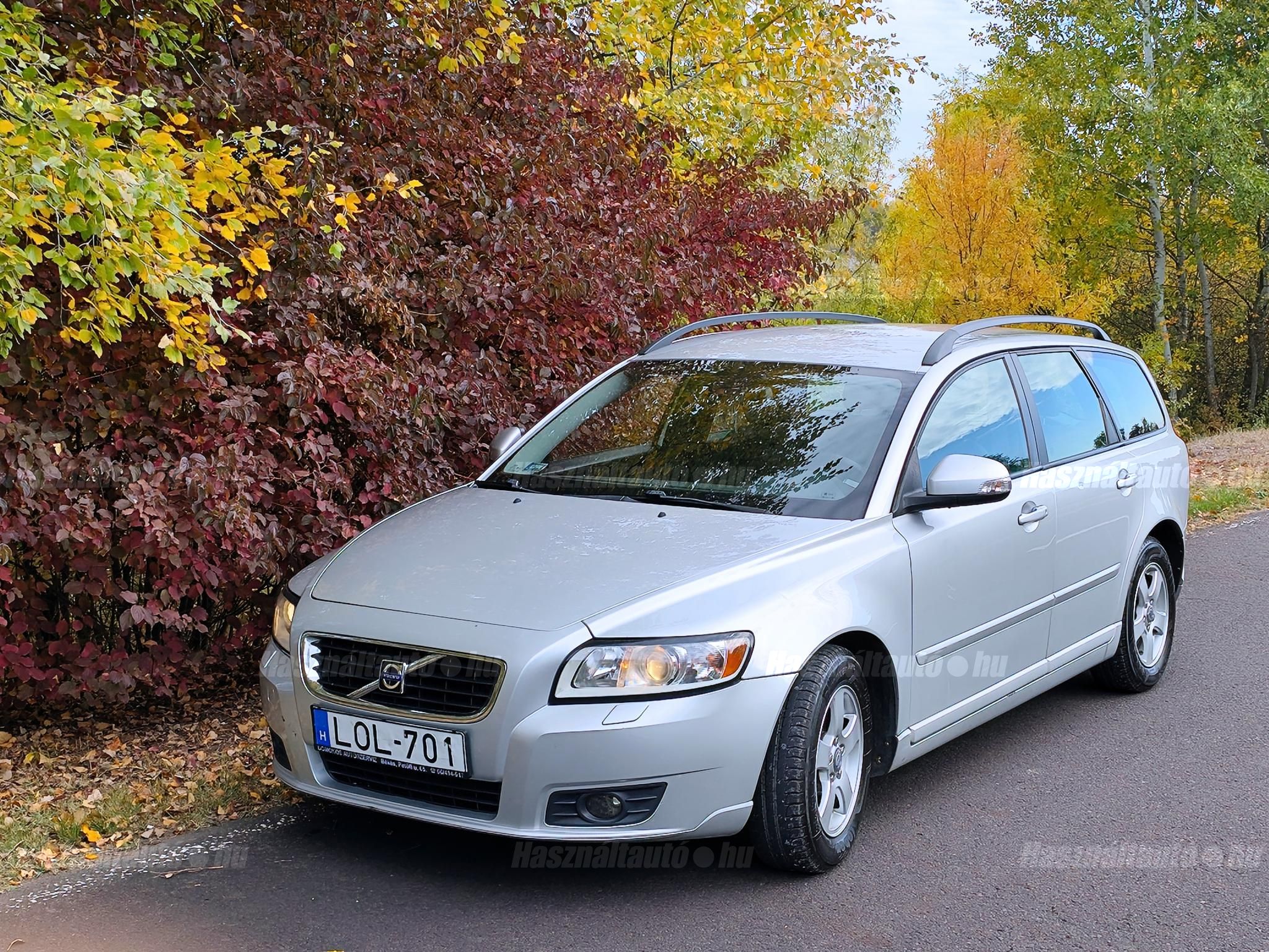 VOLVO V50 2009/9 - 1