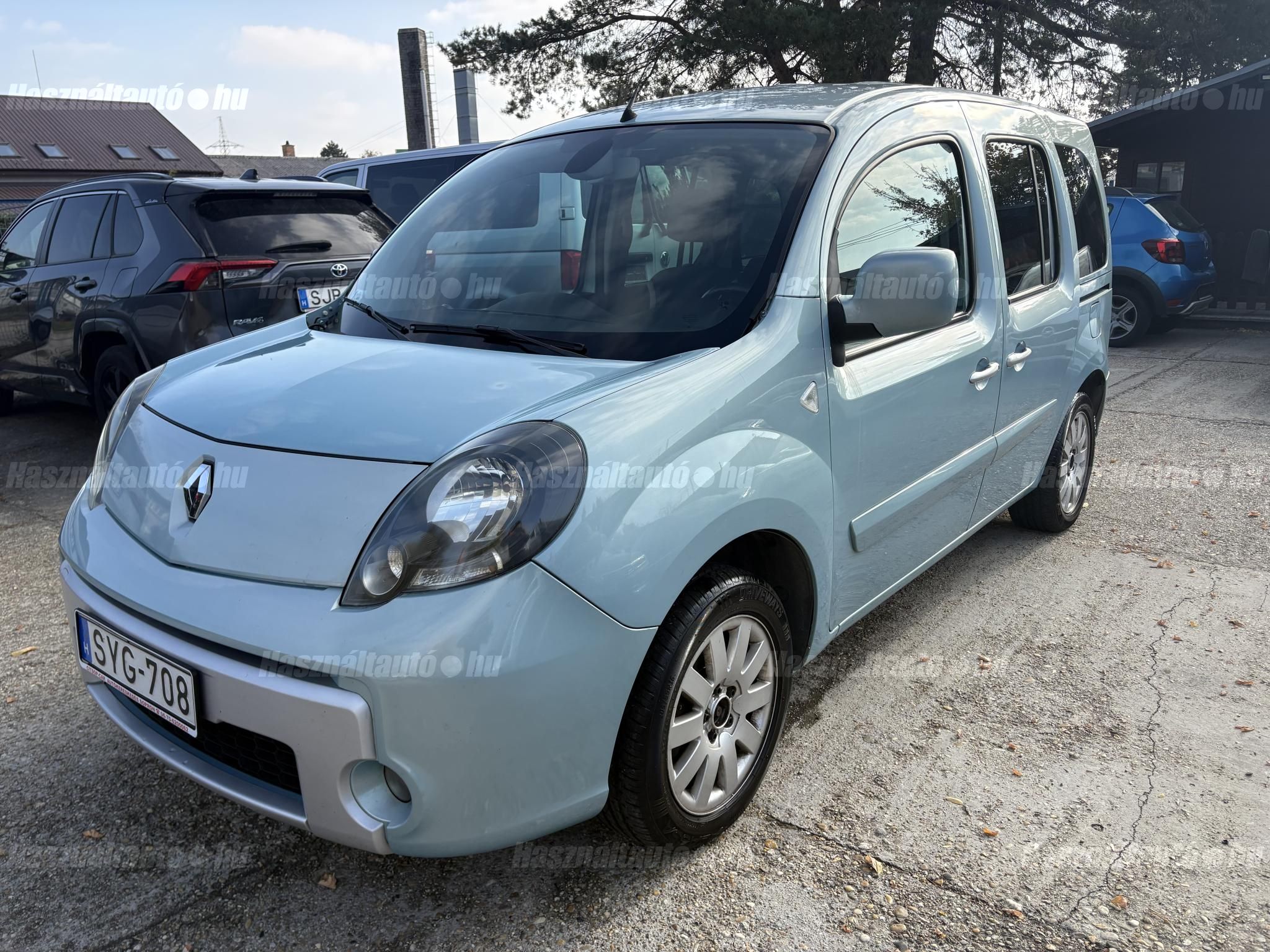 RENAULT KANGOO 2012/4 - 1