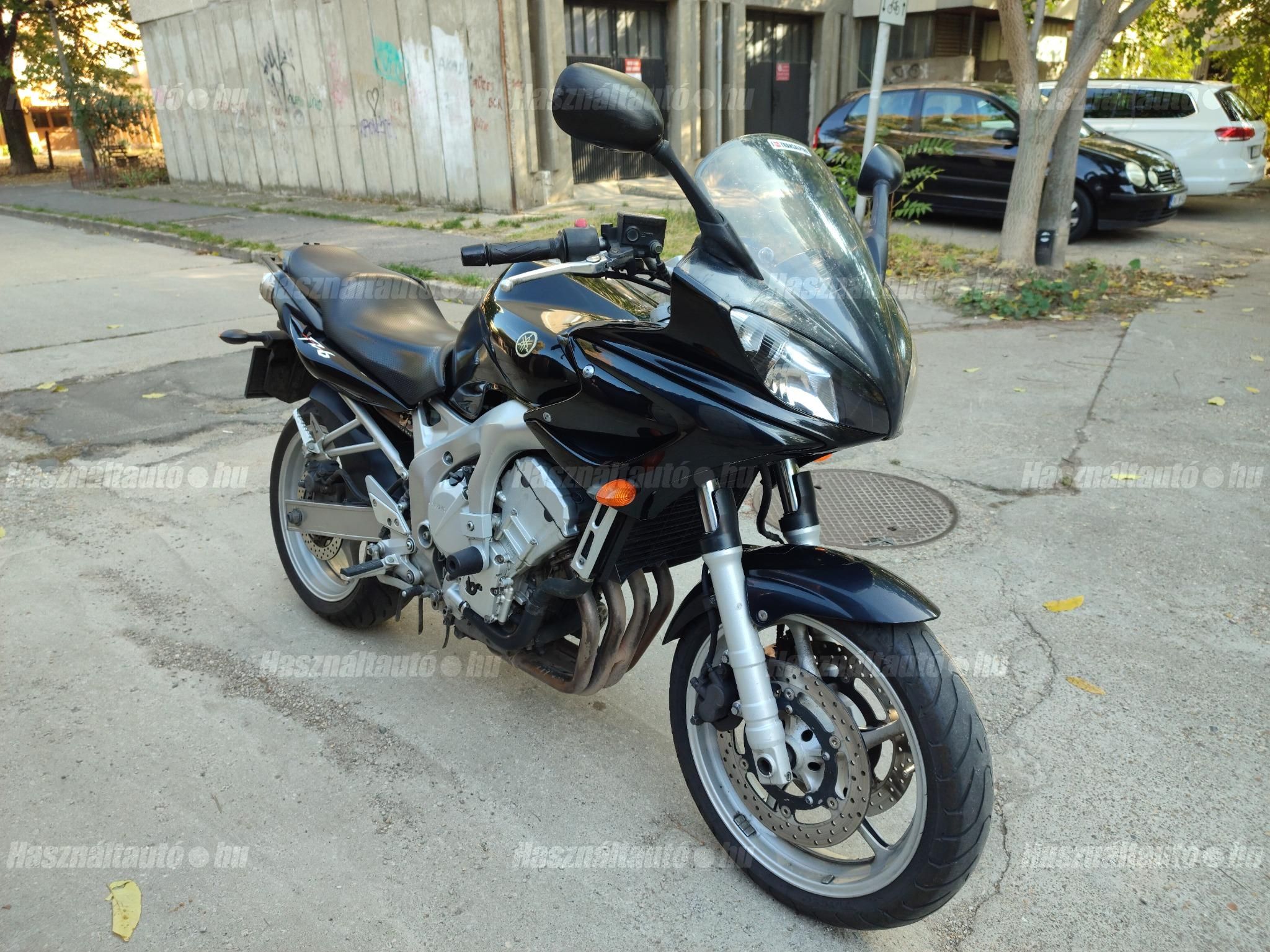 YAMAHA FZ6-S (FAZER) 2006 - 1