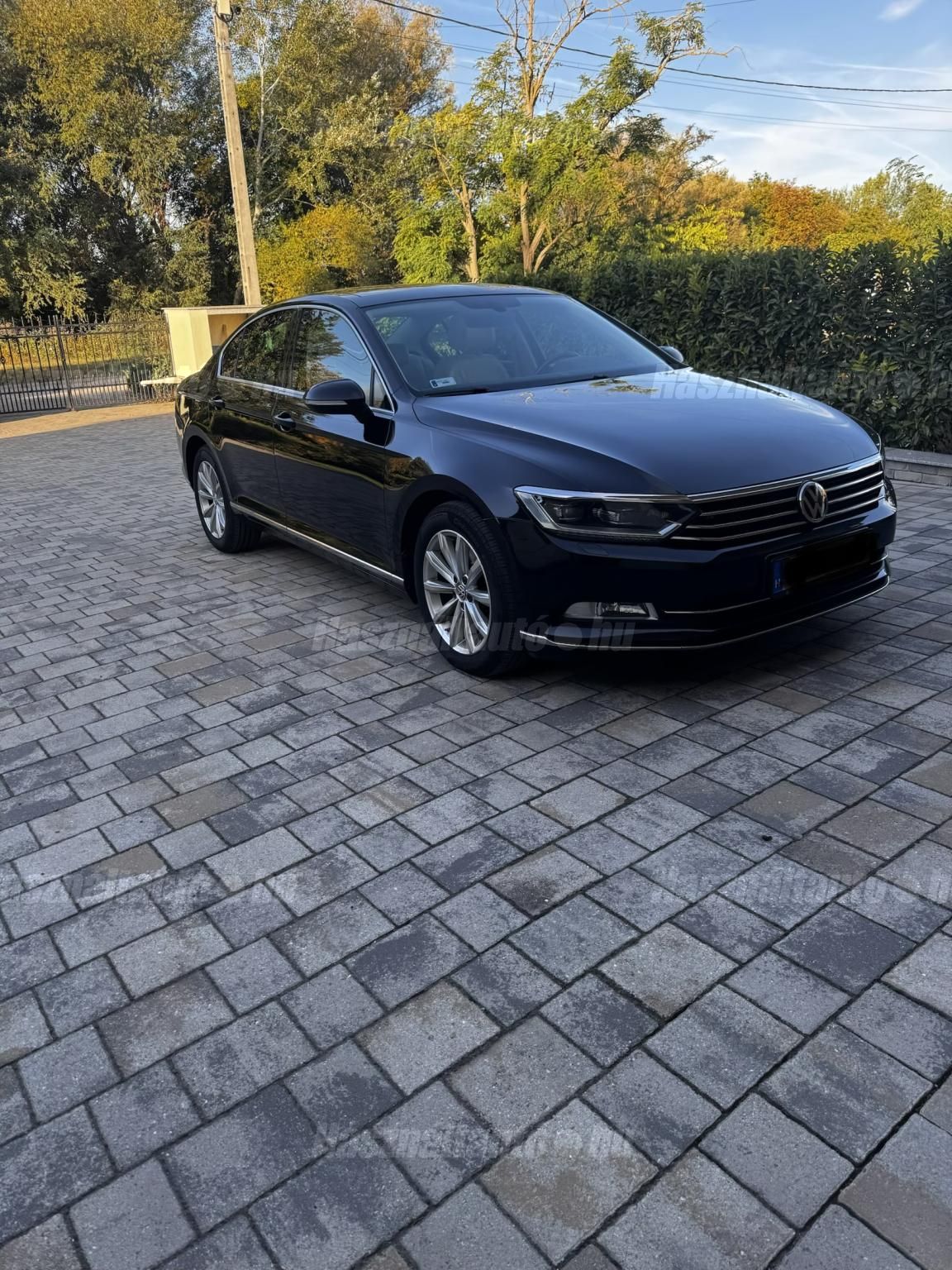 VOLKSWAGEN PASSAT 2016/9 - 1