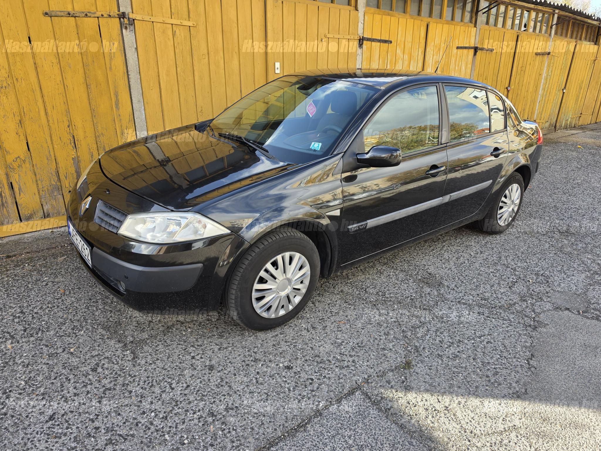 RENAULT MEGANE 2004/5 - 1