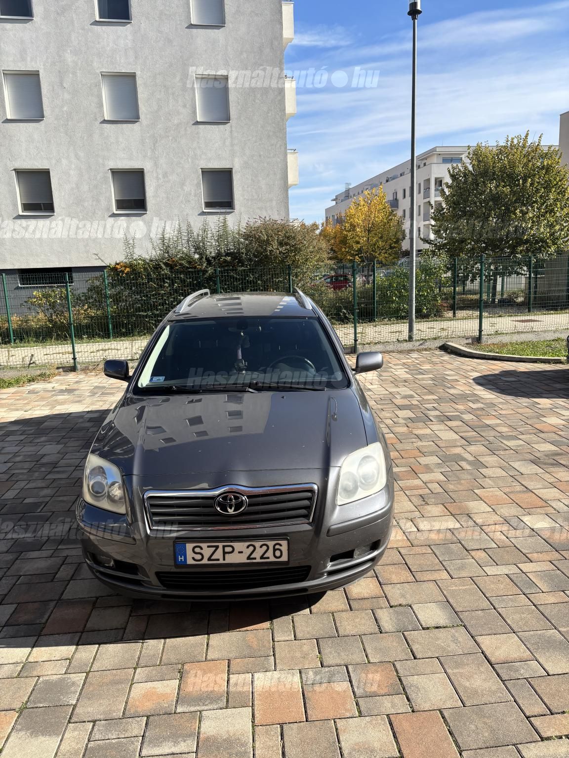 TOYOTA AVENSIS 2006/6 - 1