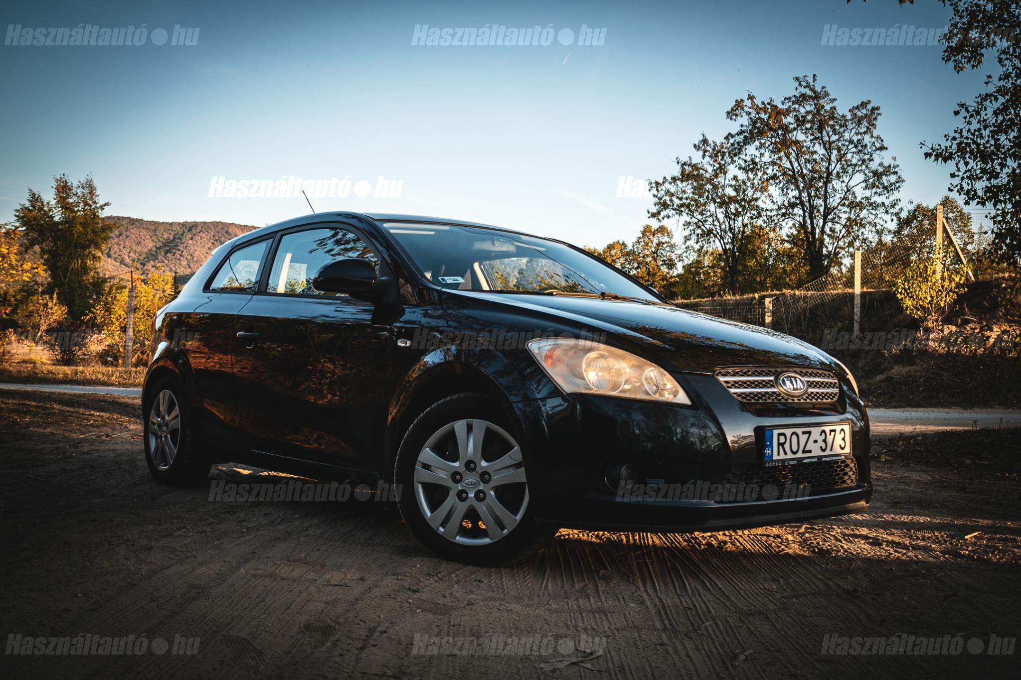 KIA CEE'D 2008/6 - 1