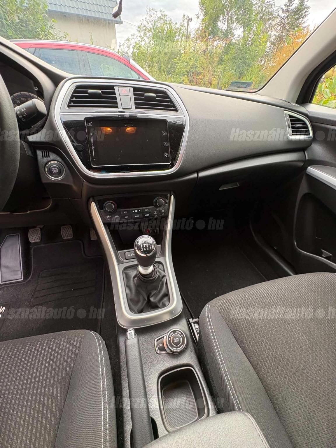 SUZUKI SX4 S-CROSS 2019/8 - 1